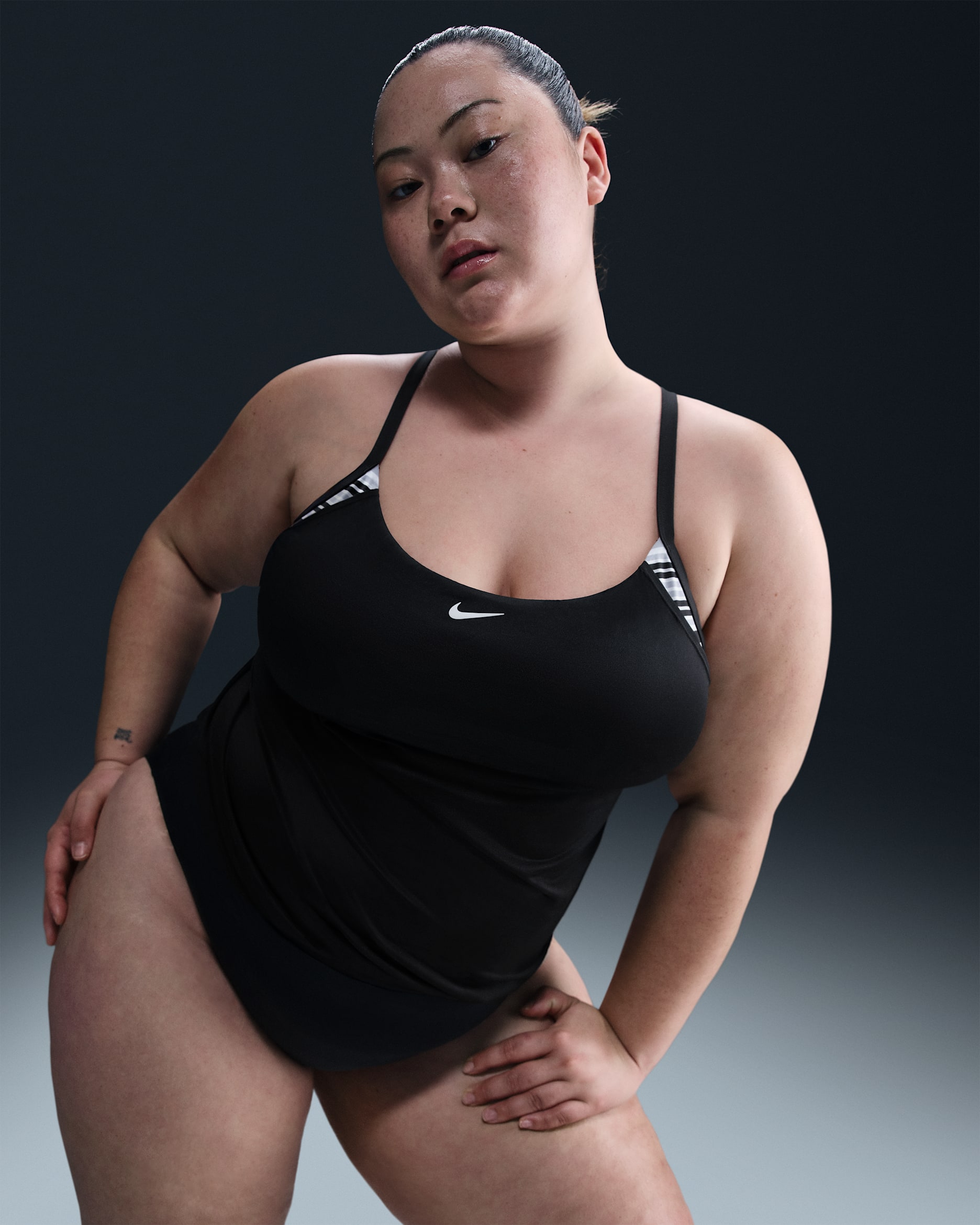 Nike Swim Women's Layered Tankini (Extended Sizing) - Black
