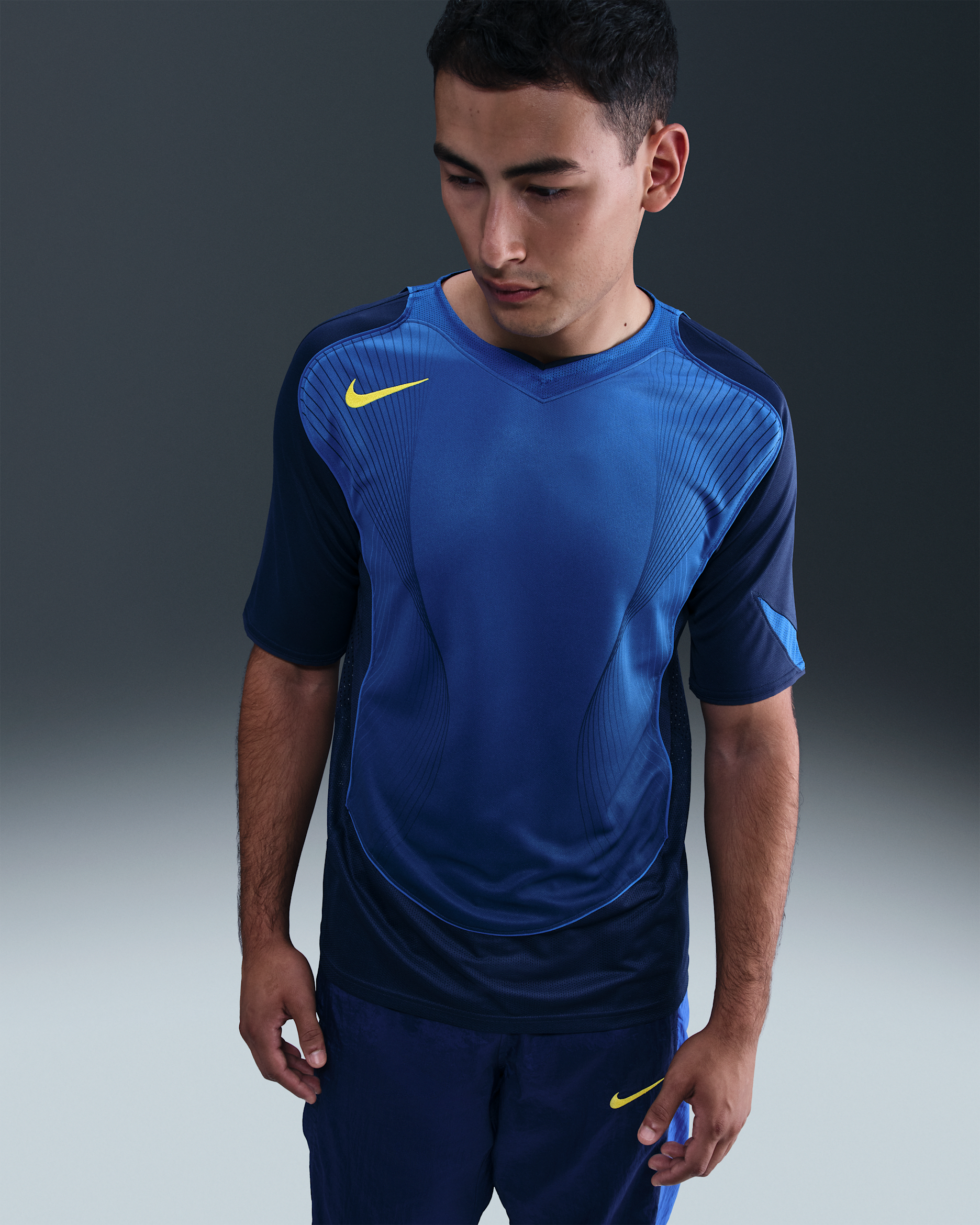 Nike Total 90 Men's Dri-FIT Short-Sleeve Soccer Jersey - Midnight Navy/Game Royal/Game Royal/Lightning