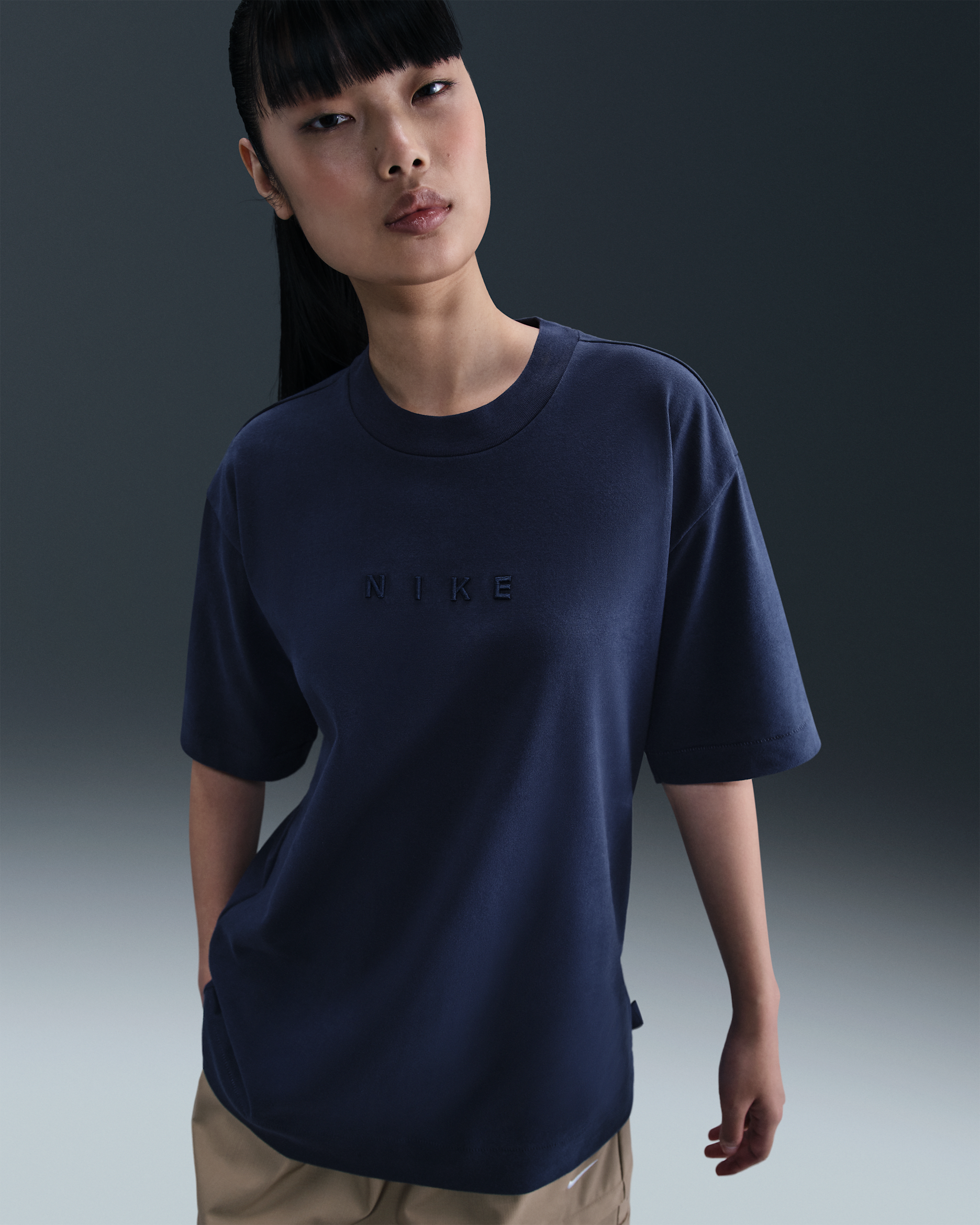 Nike Sportswear Women's Oversized Short-Sleeve T-Shirt - Midnight Navy