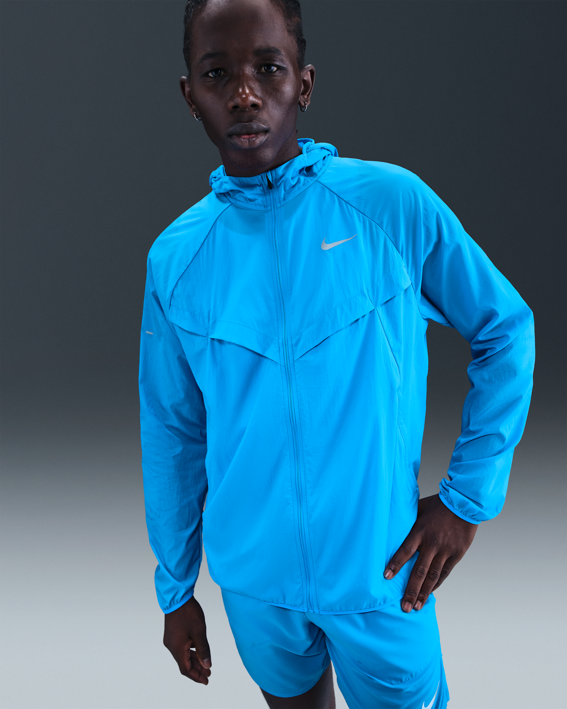 Nike Stride Men's Repel UV Running Jacket - Blue Hero/Blue Hero
