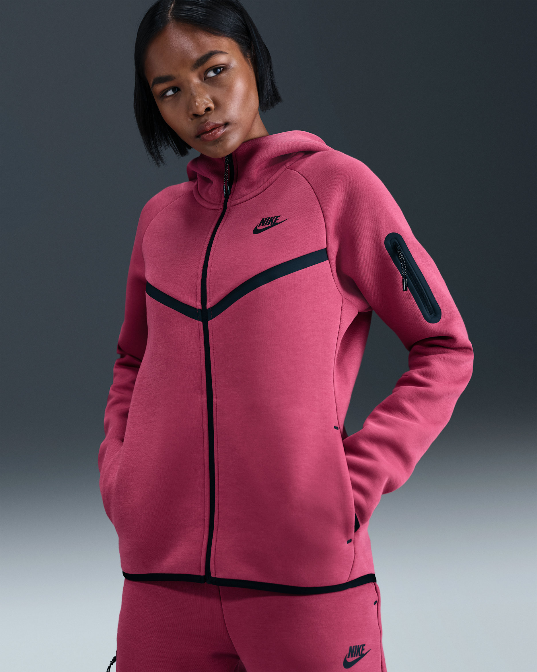 Nike Sportswear Tech Fleece Windrunner Women's Full-Zip Hoodie - Sweet Beet/Sweet Beet/Black