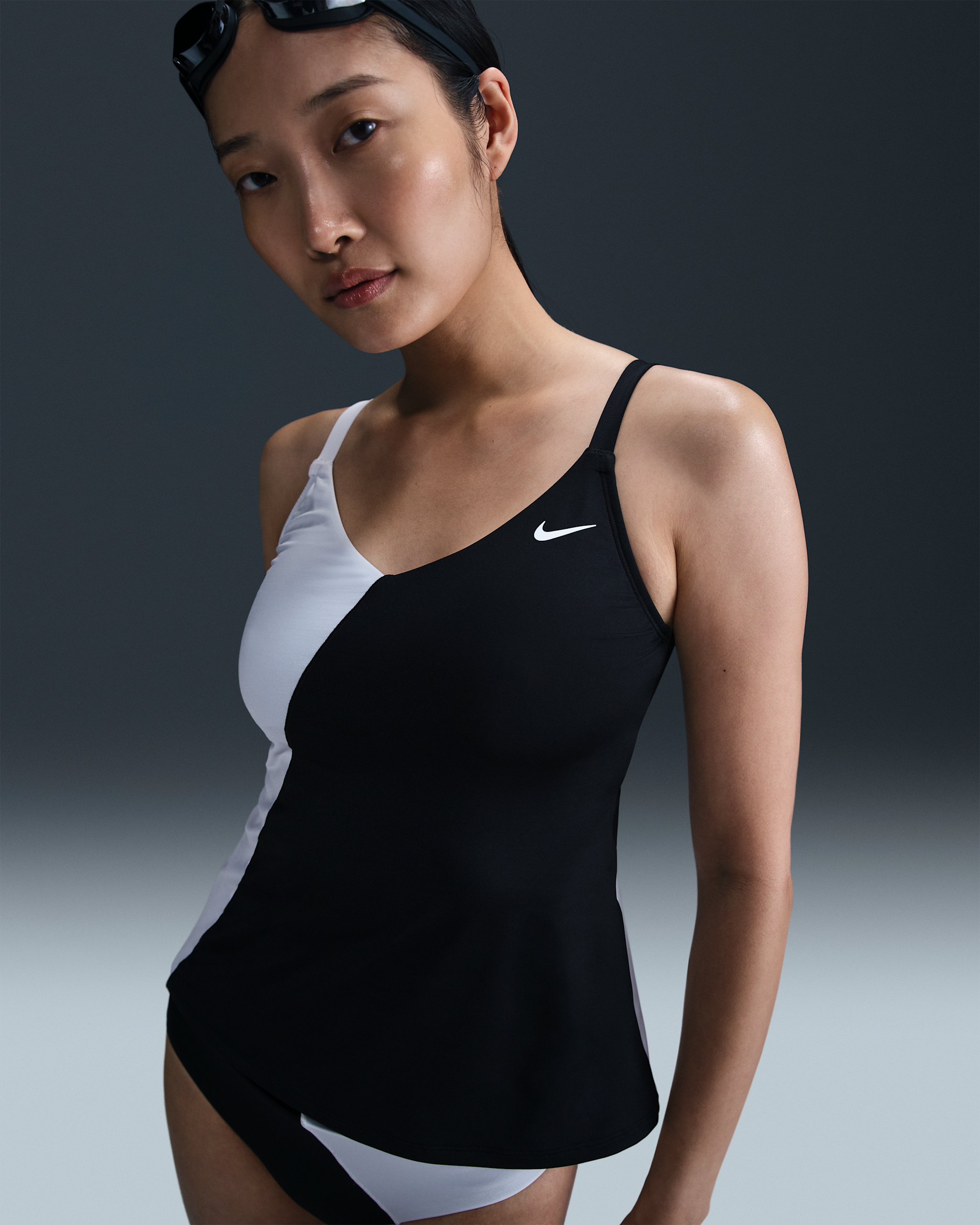 Natación Nike Tankini con cuello en V para mujer - Negro/Blanco/Blanco