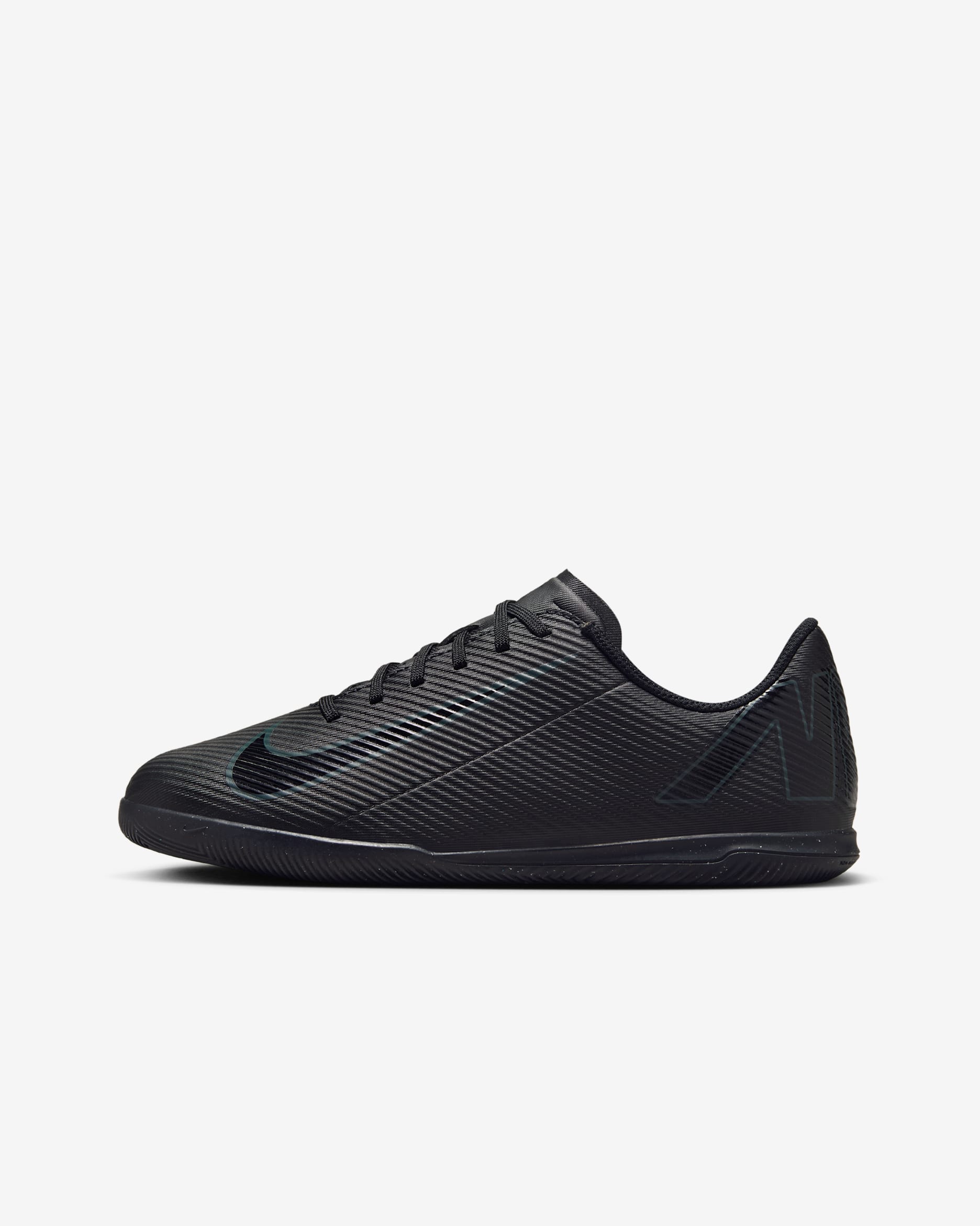 Tacos de fútbol para cancha cubierta de corte low para niños de preescolar y grandes Nike Jr. Mercurial Vapor 16 Club - Negro/Jungla intenso/Negro