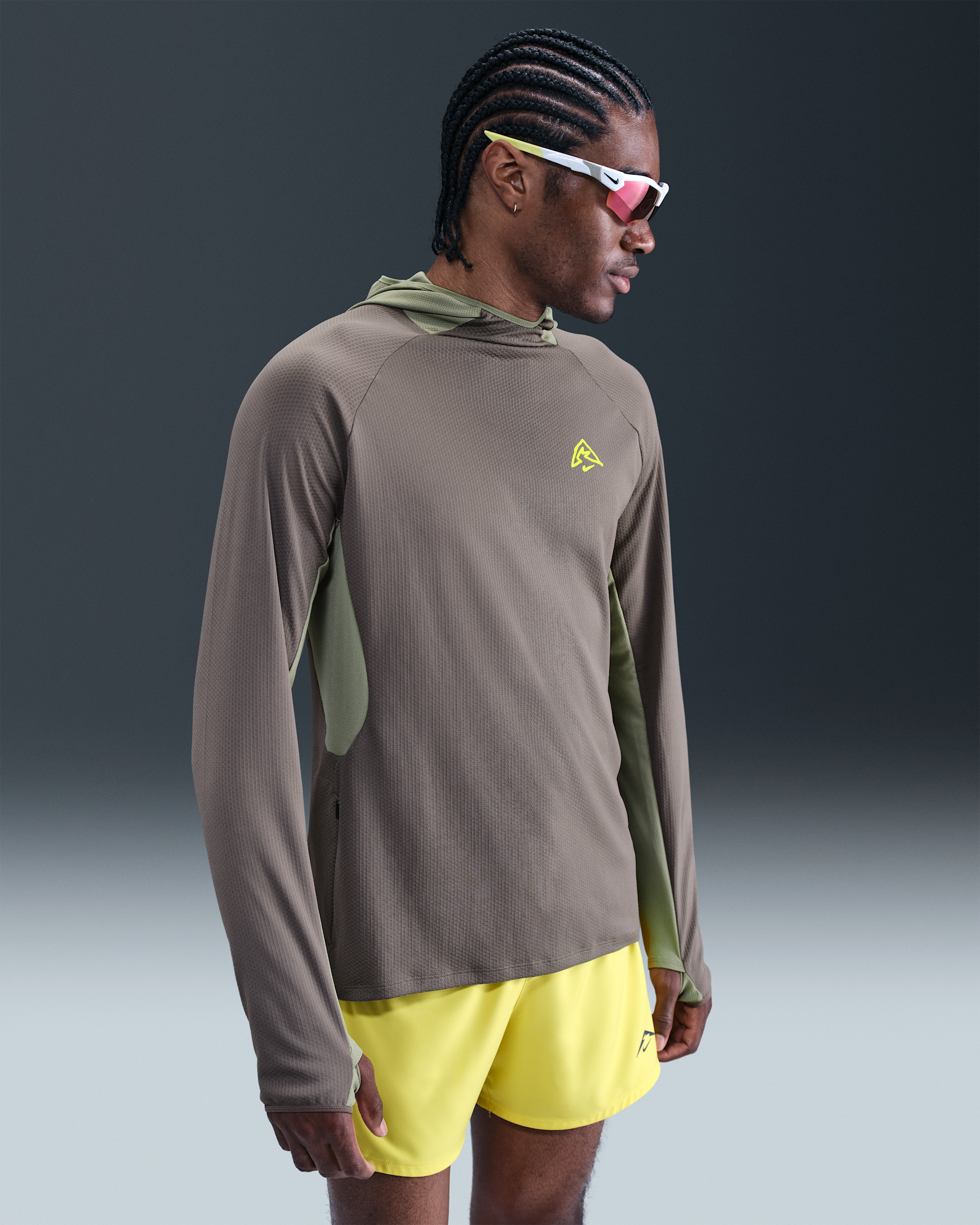 Nike Men's Dri-FIT UV Hooded Running Top - Cave Stone/Light Army/Lightning