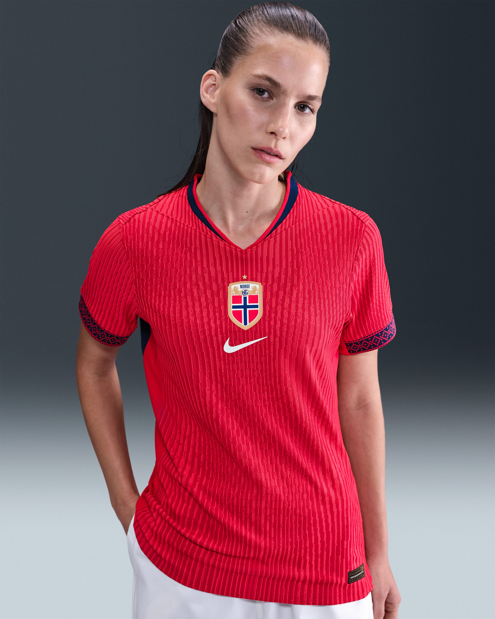 Primera equipació Match Noruega 2025 (selecció femenina) Samarreta de futbol Authentic Nike Dri-FIT ADV - Dona - University Red/Blue Void/Blanc
