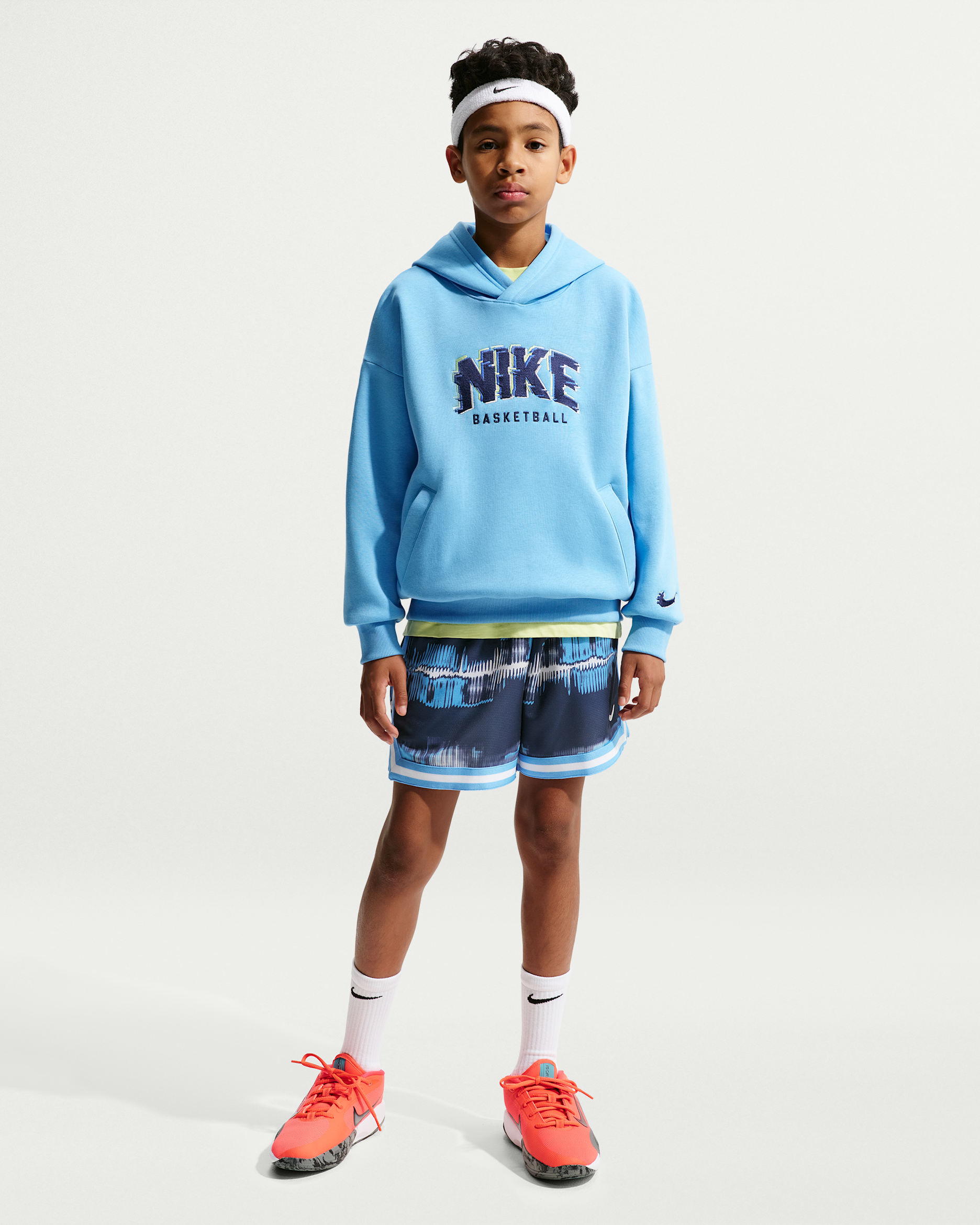 Nike DNA Dri-FIT 13 cm Genç Çocuk (Erkek) Basketbol Şortu - University Blue/Beyaz