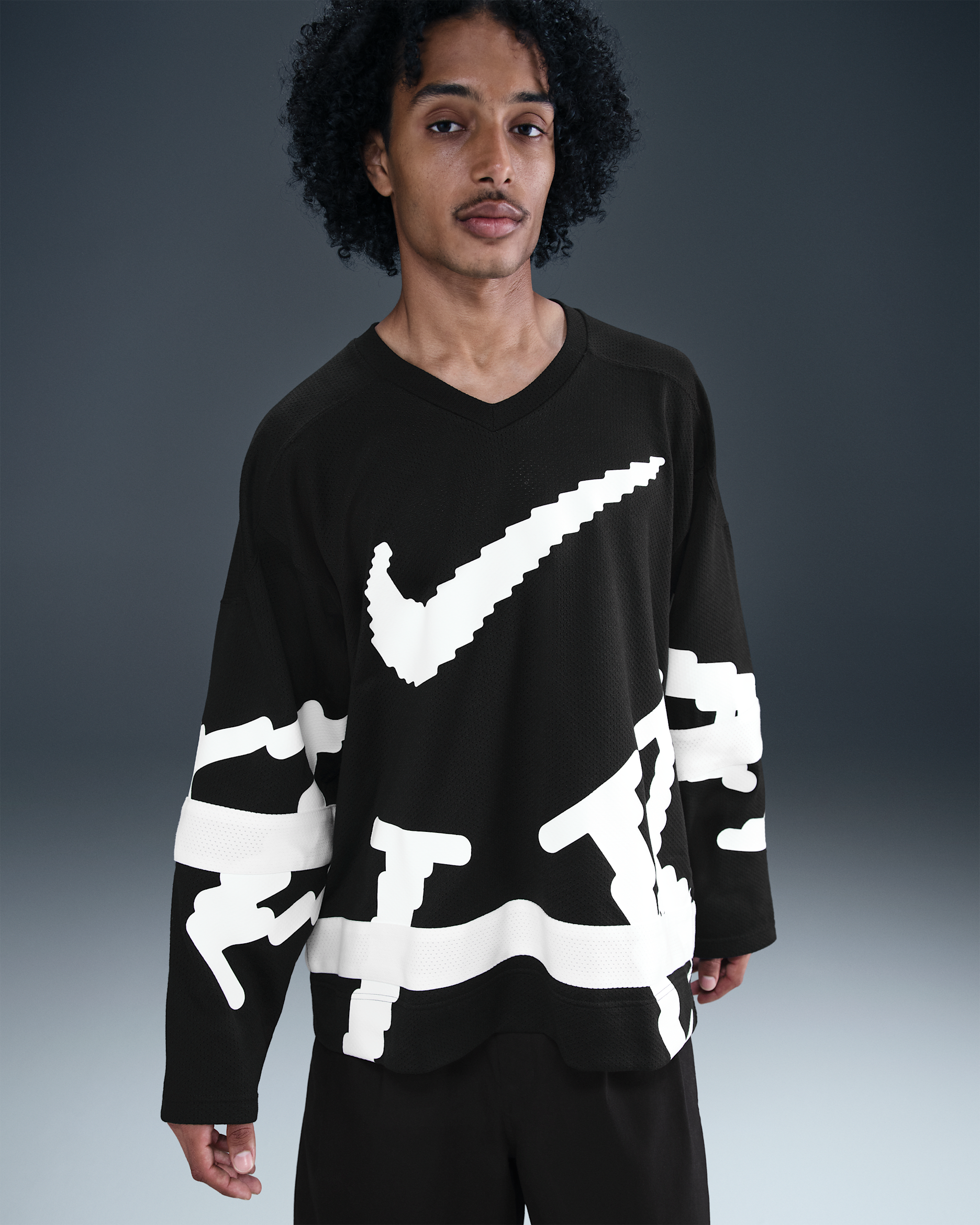 Jersey de hockey para hombre Nike Sportswear Club - Negro/Blanco/Blanco