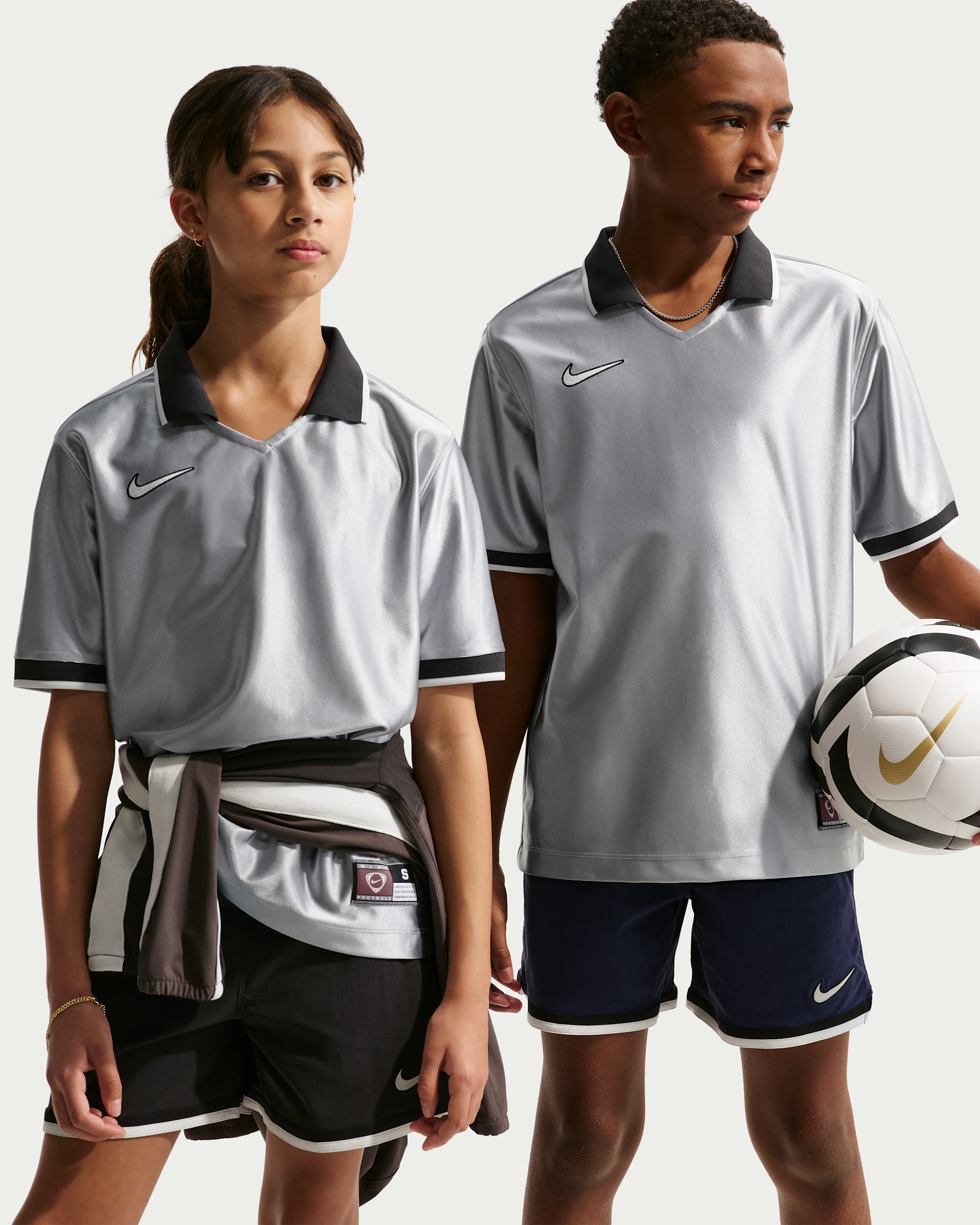 Nike Energy Older Kids' Dri-FIT Football Short-Sleeve Top - Wolf Grey/Midnight Navy/Pink Foam/Court Blue