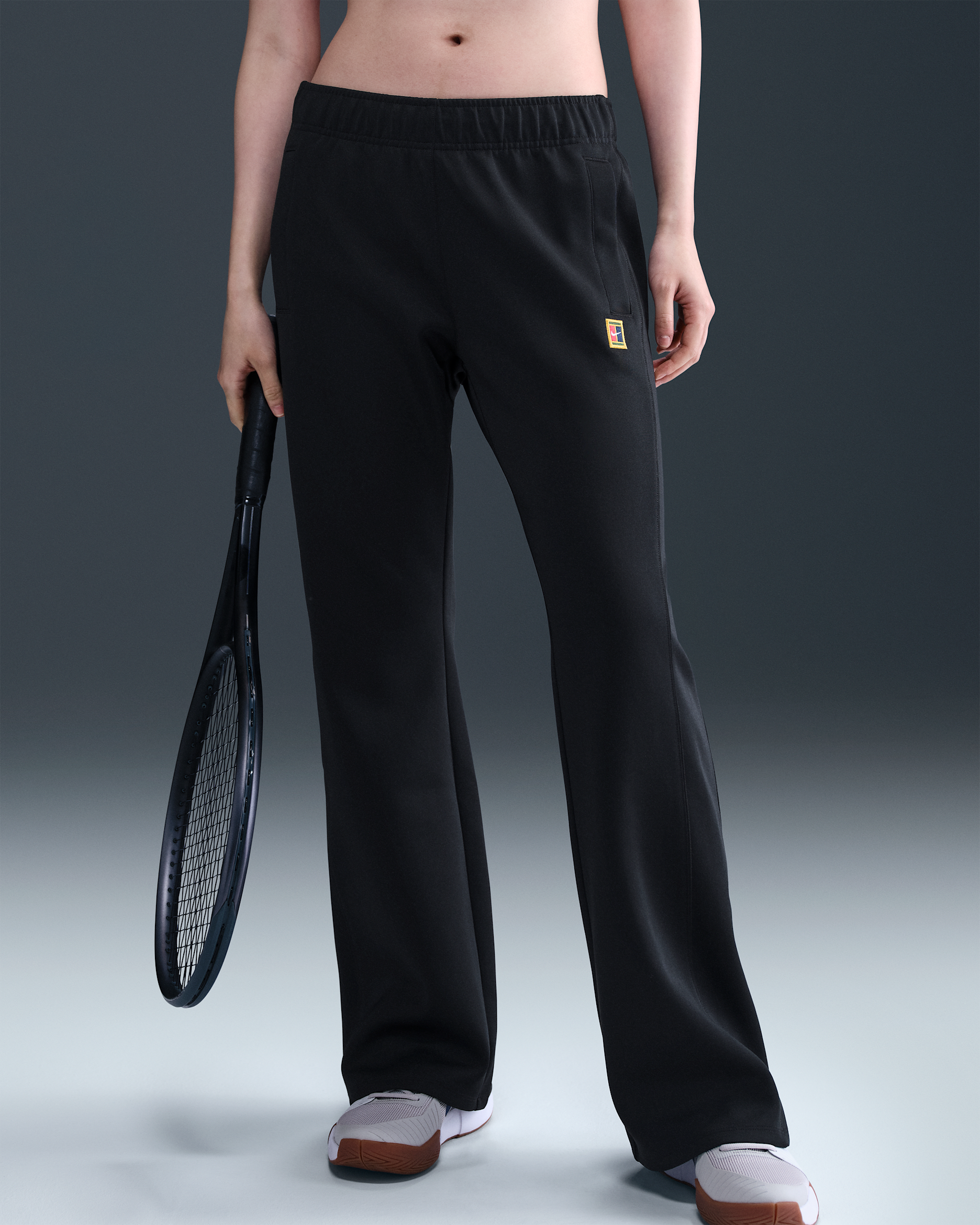 NikeCourt Heritage Windrunner Women's Mid-Rise Tennis Pants