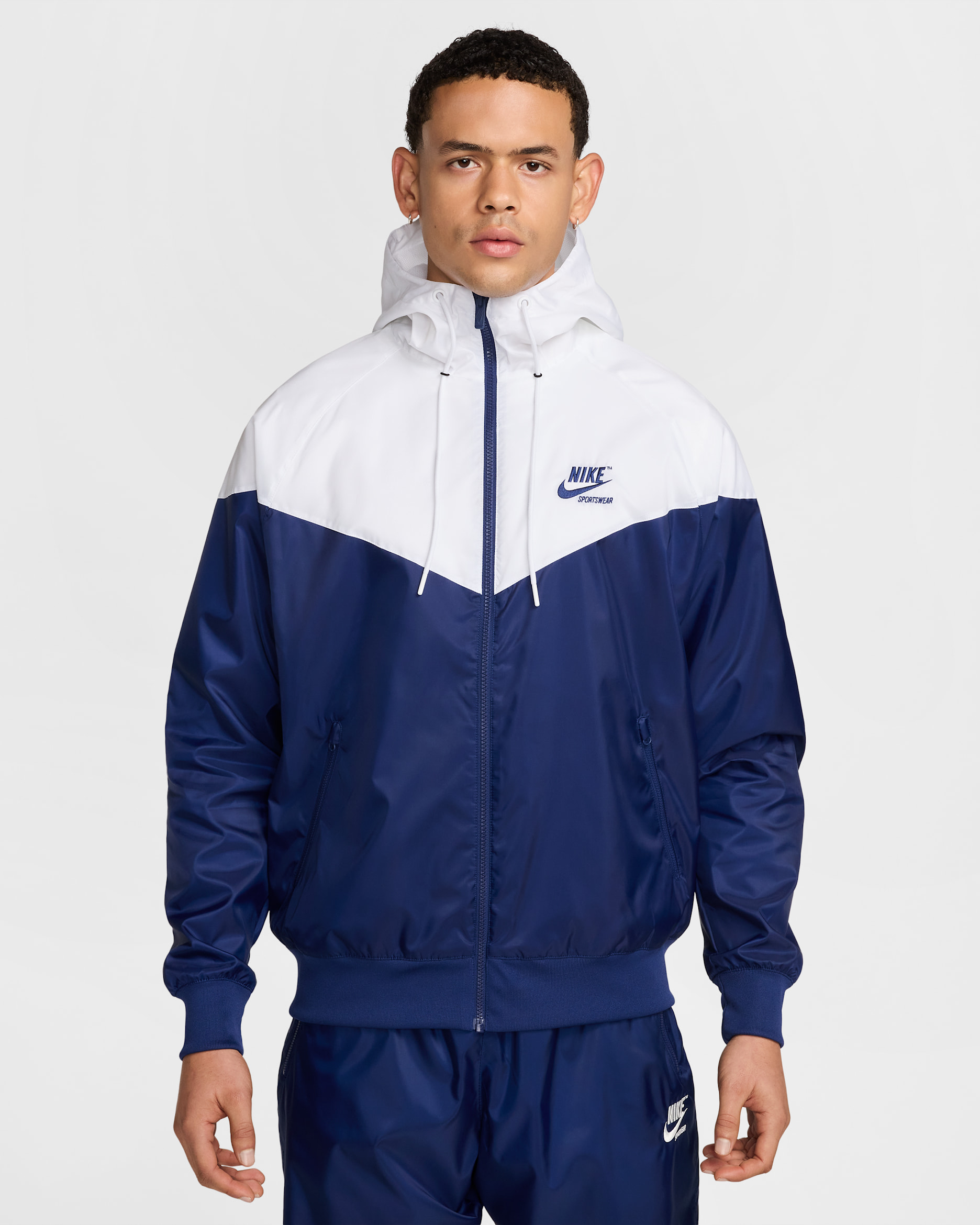 Chamarra forrada de tejido Woven para hombre Nike Windrunner - Blanco/Azul vacío/Azul vacío