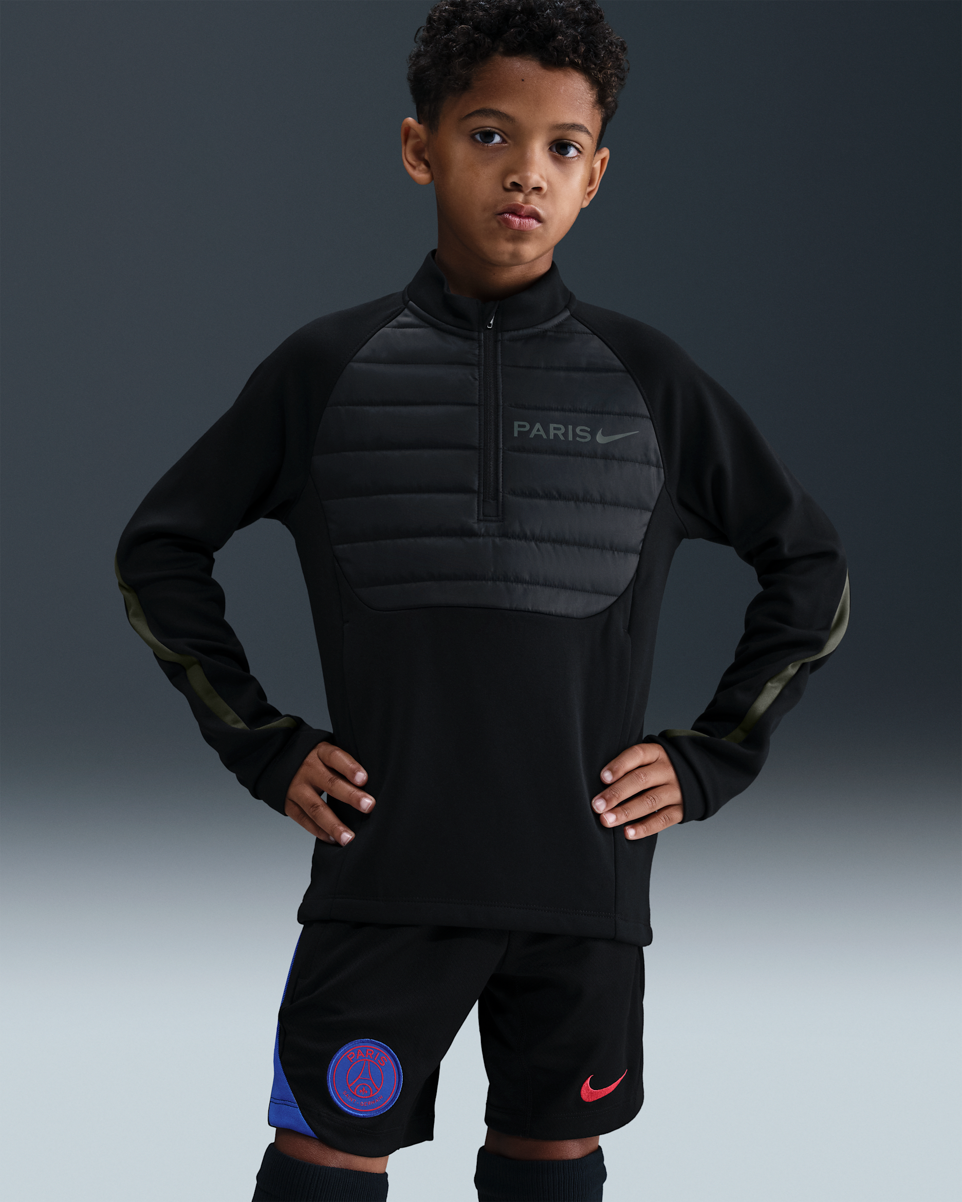 Paris Saint-Germain Academy Winter Warrior Older Kids' Nike Therma-FIT Football Drill Top - Black/Cargo Khaki/Cargo Khaki