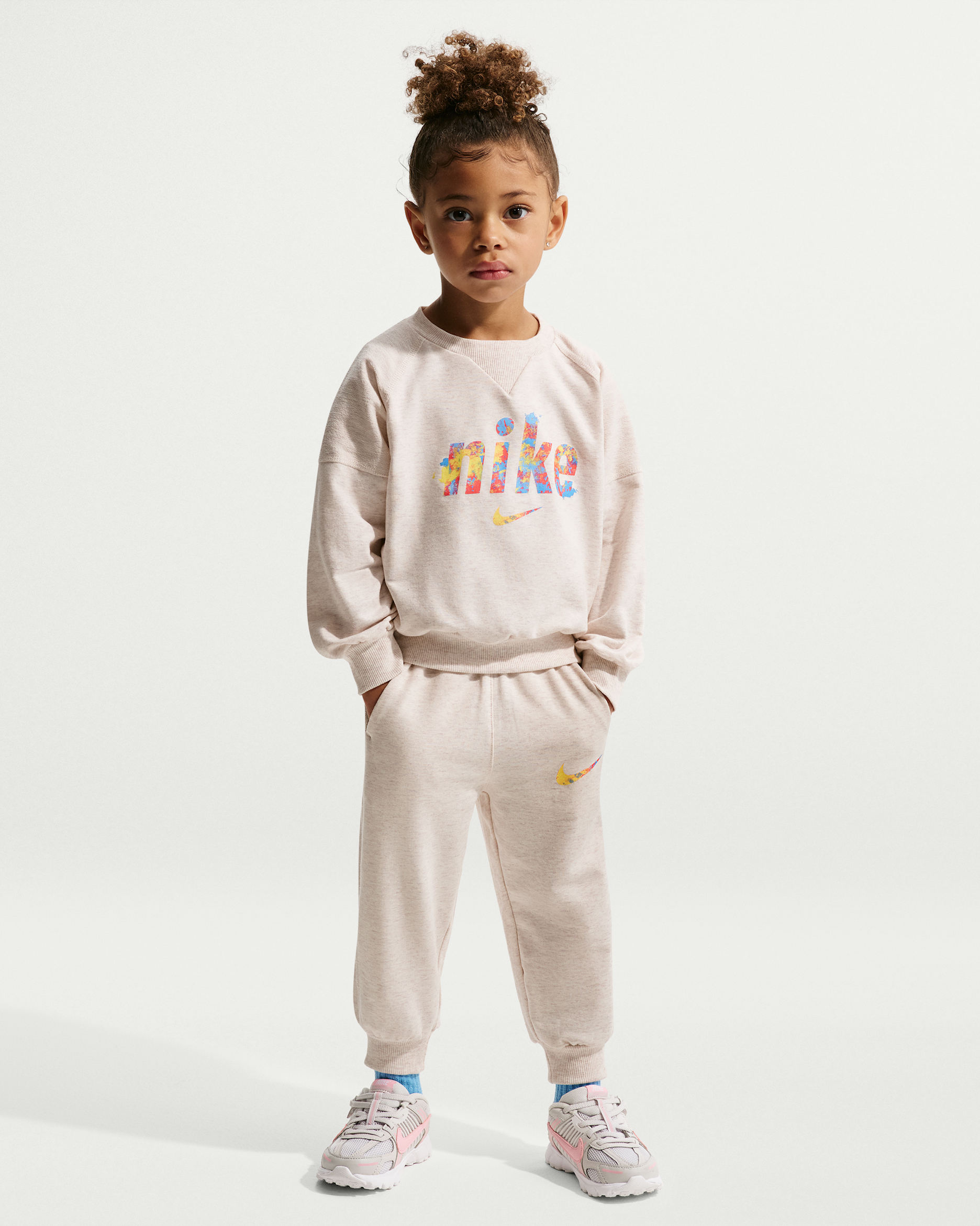 나이키 E1D1 유아 프렌치 테리 투피스 그래픽 크루 세트 - 페일 아이보리