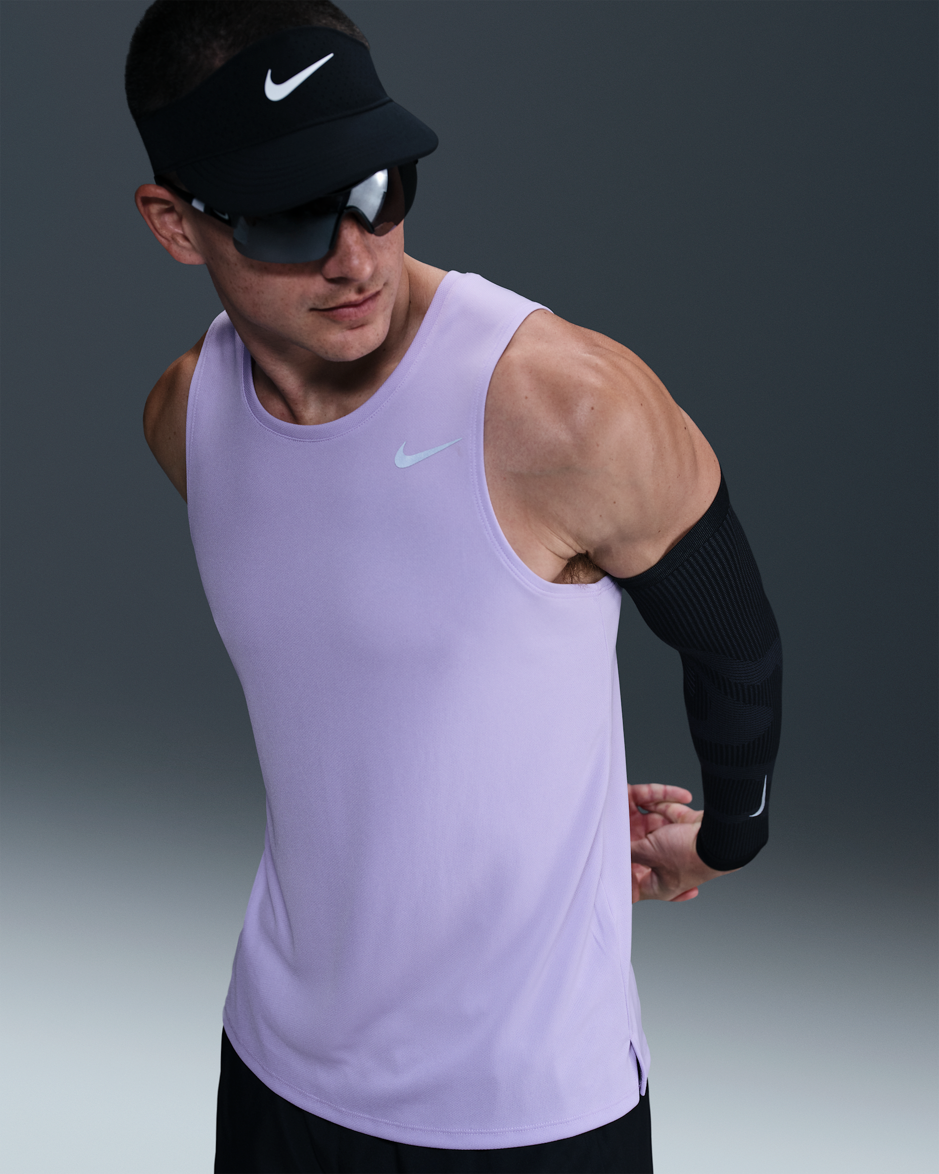 Nike Miler Men's Dri-FIT Running Tank - Hydrangeas