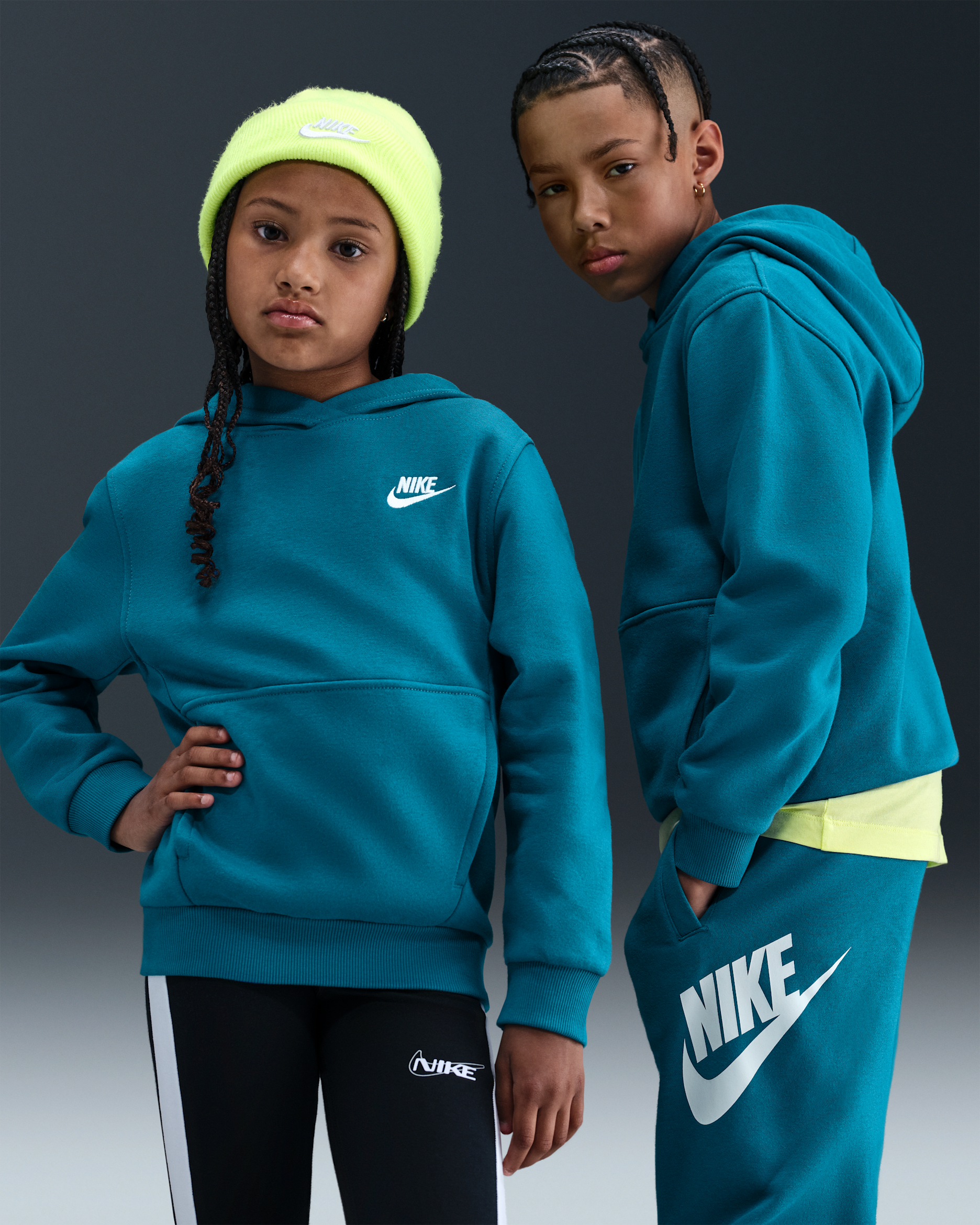 Φούτερ με κουκούλα Nike Sportswear Club Fleece για μεγάλα παιδιά - Green Abyss/Λευκό