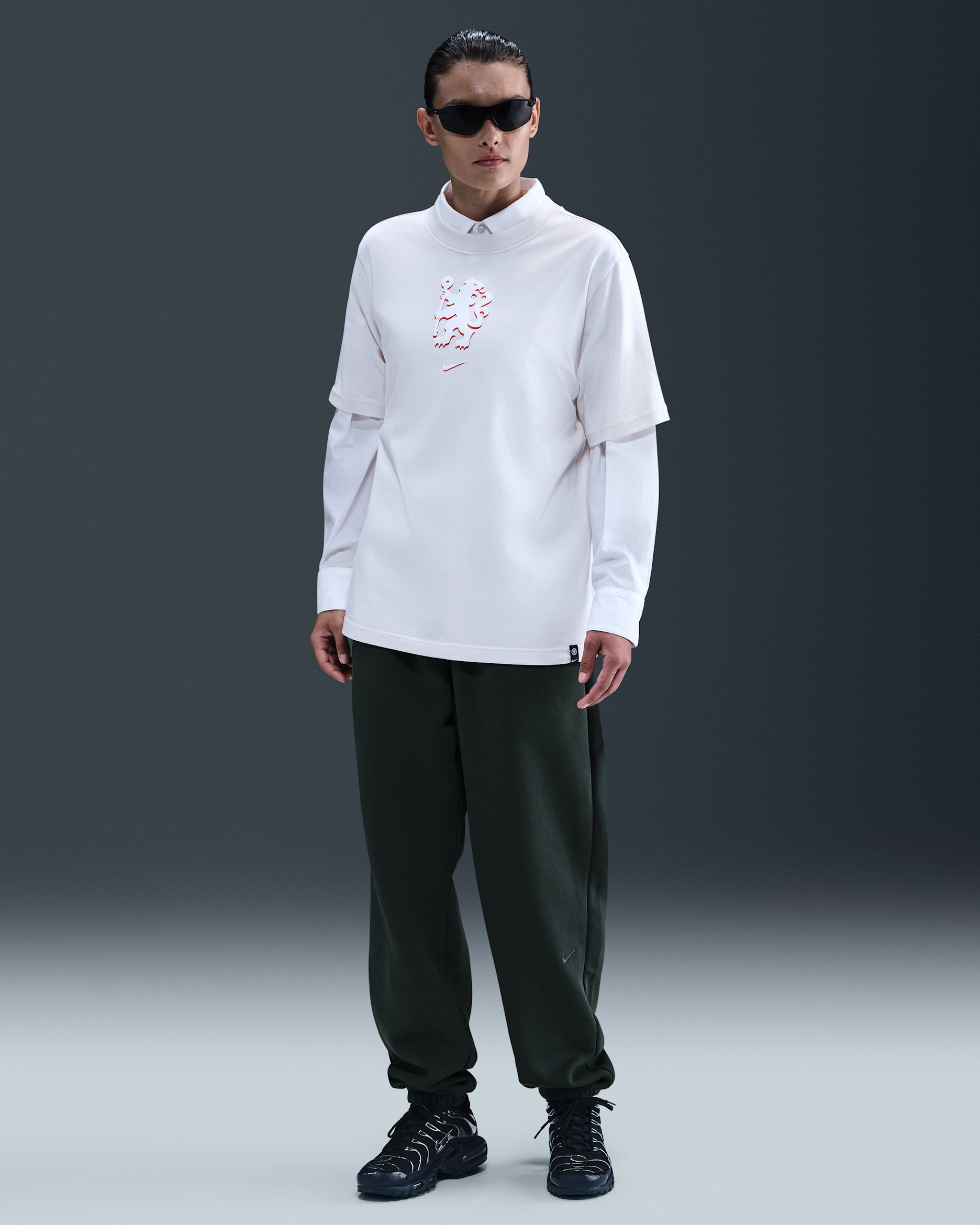 Chelsea FC Phoenix Fleece Nike Yüksek Belli Oversize Kesimli Kadın Futbol Eşofman Altı - Outdoor Green/Outdoor Green