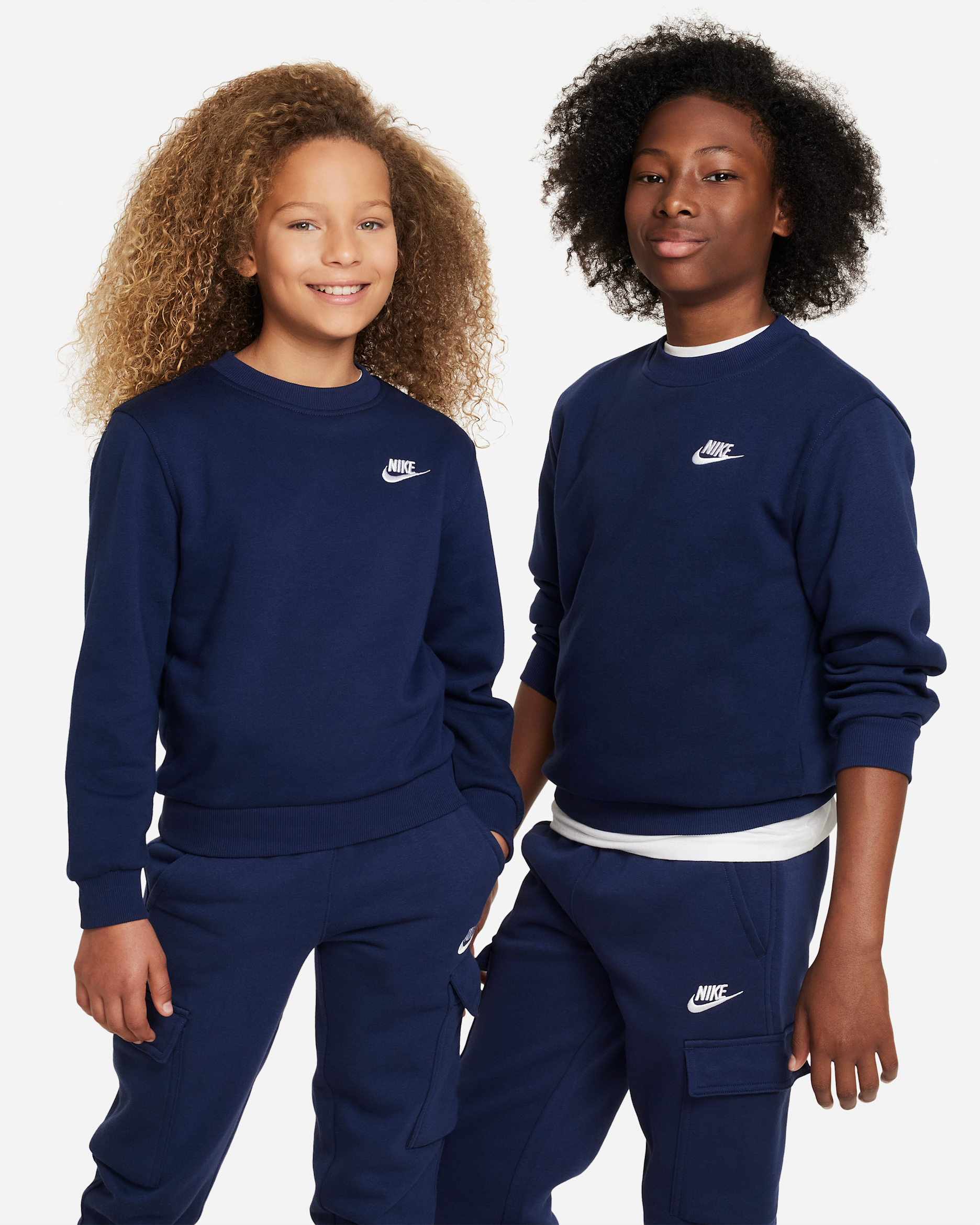 Nike Sportswear Club Fleece Older Kids' Sweatshirt - Midnight Navy/White
