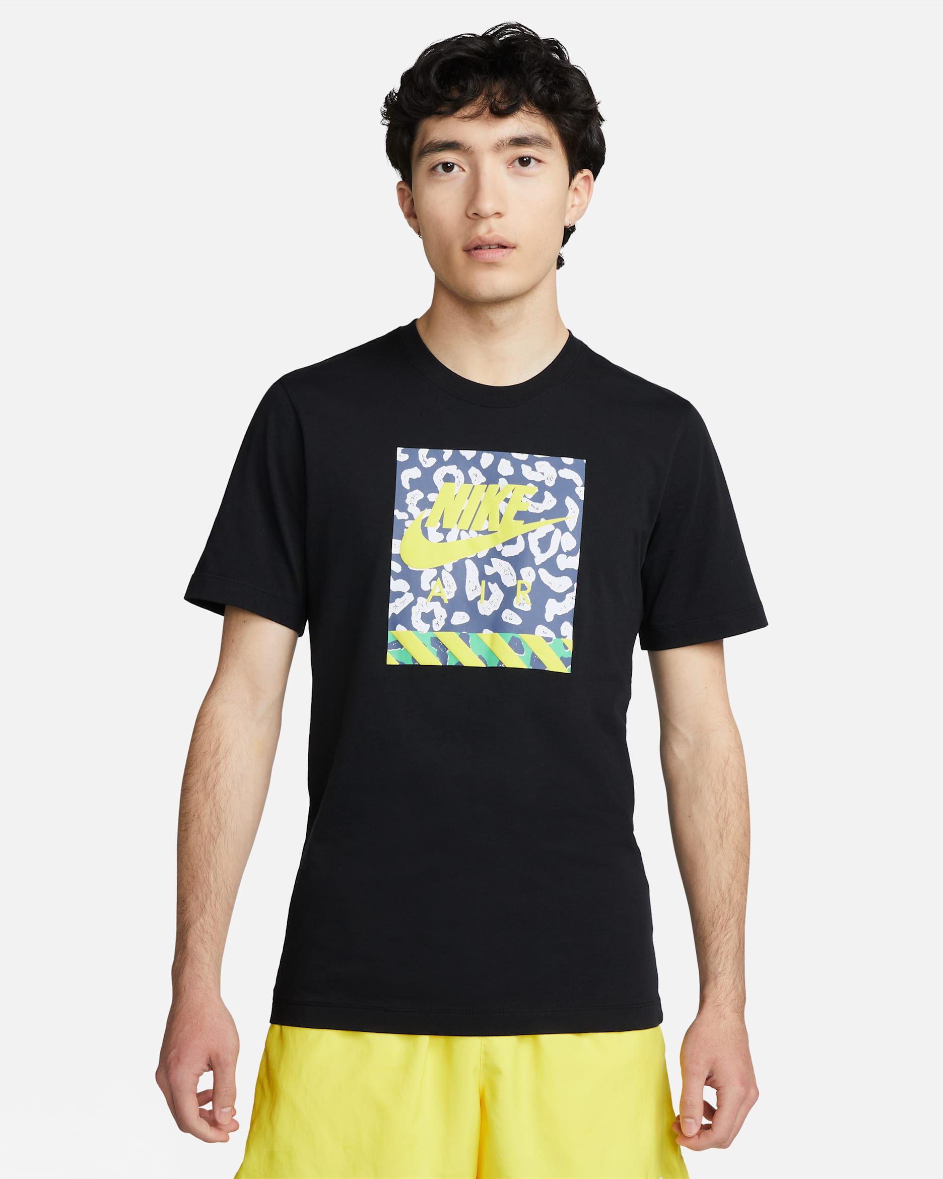 Nike Sportswear Men's T-Shirt - Black