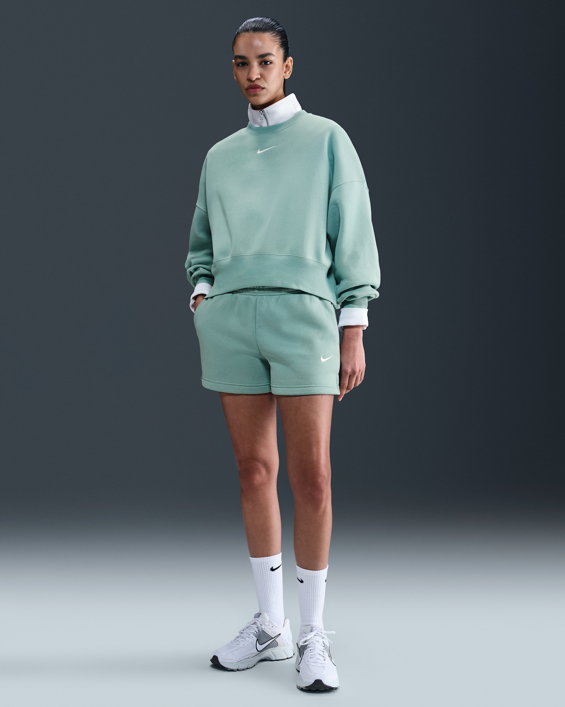 Shorts de tiro medio de 10 cm para mujer Nike Sportswear Phoenix Fleece - Cañón/Vela