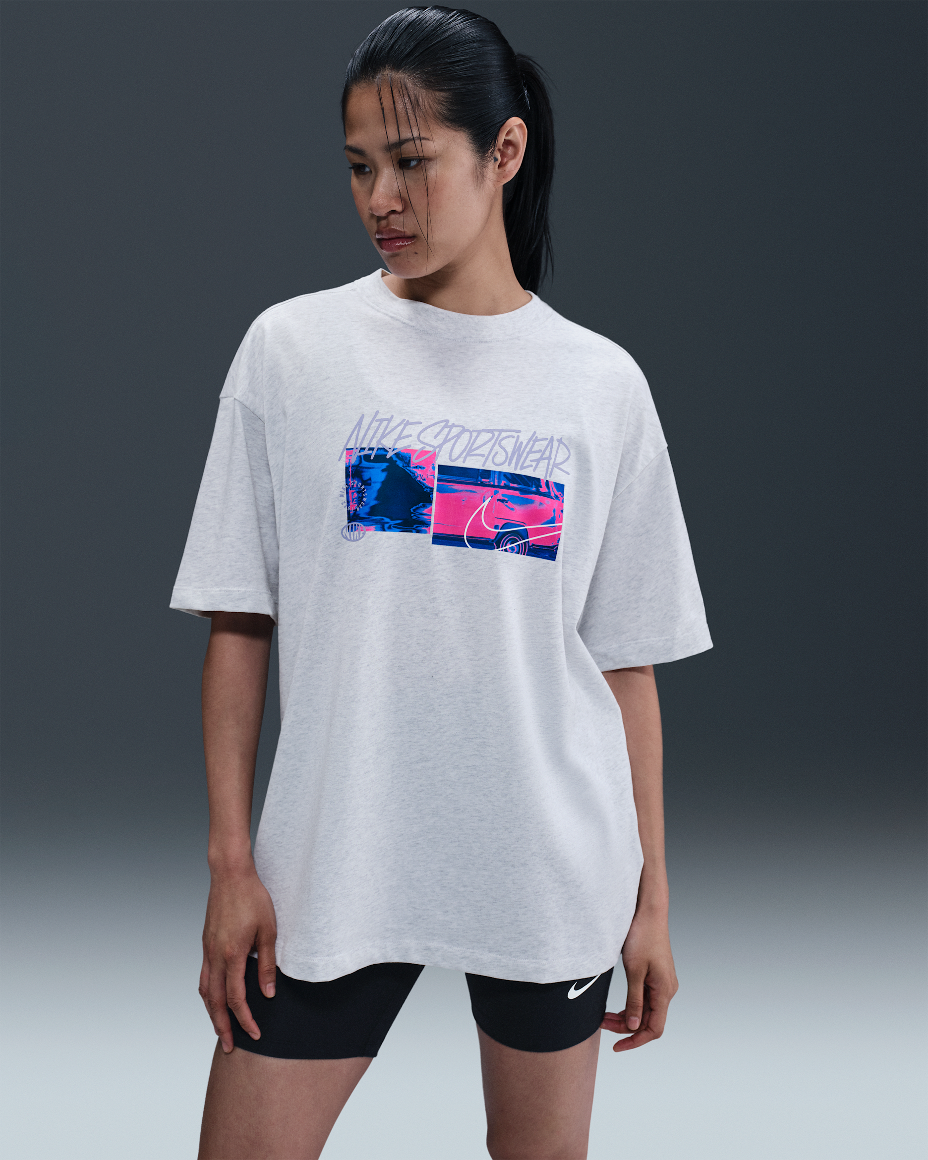 ナイキ スポーツウェア ウィメンズ オーバーサイズド Tシャツ - バーチヘザー/パープルドーン/サミットホワイト