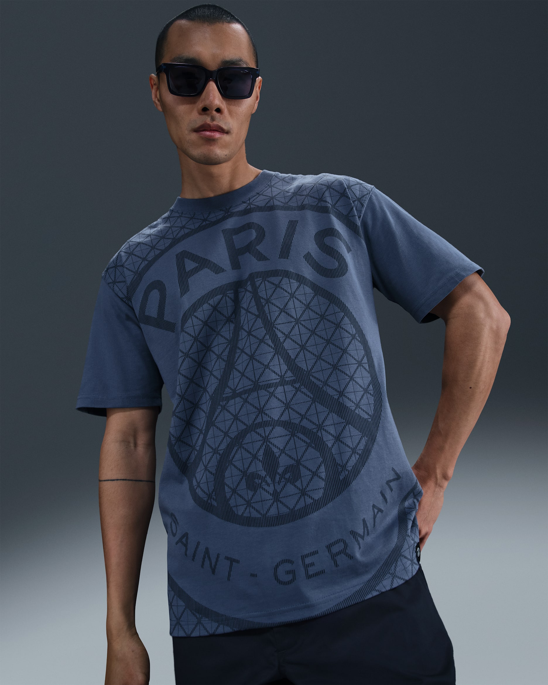 Paris Saint-Germain Men's Nike Soccer Seasonal Print T-Shirt - Diffused Blue