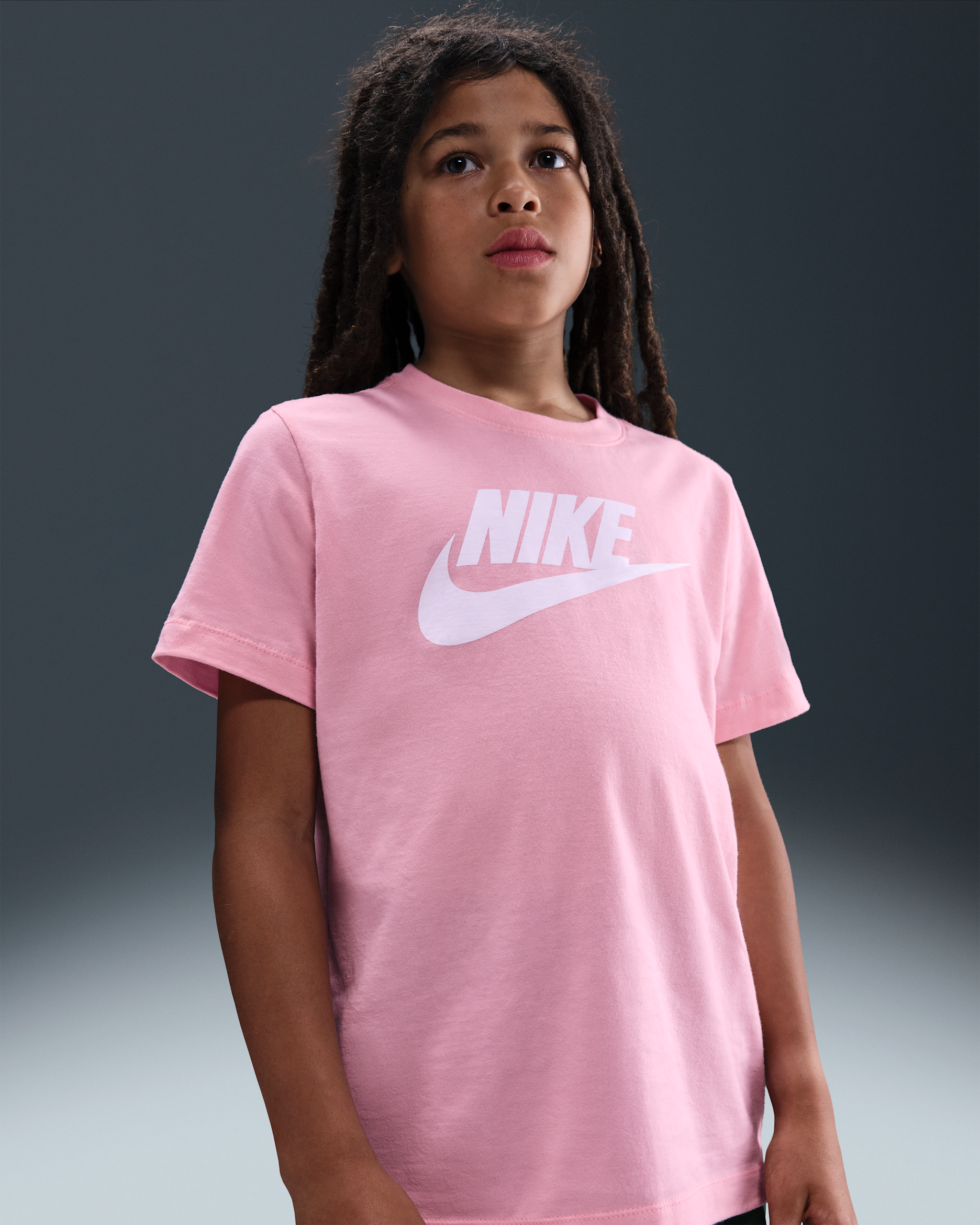 Playera para niños talla grande Nike Sportswear - Rosa suave medio