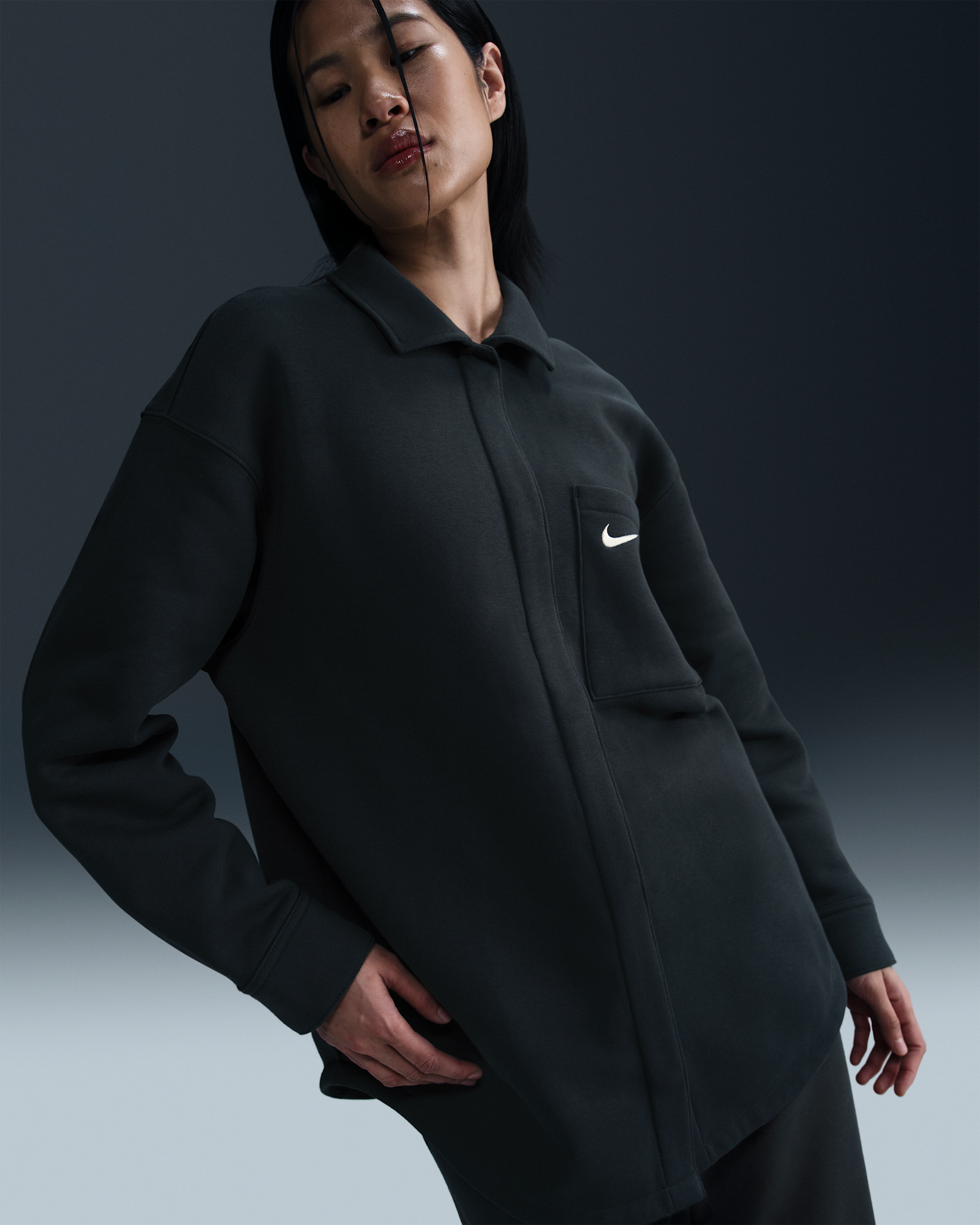 Chamarra tipo camisa oversized para mujer Nike Sportswear Phoenix Fleece - Negro/Vela