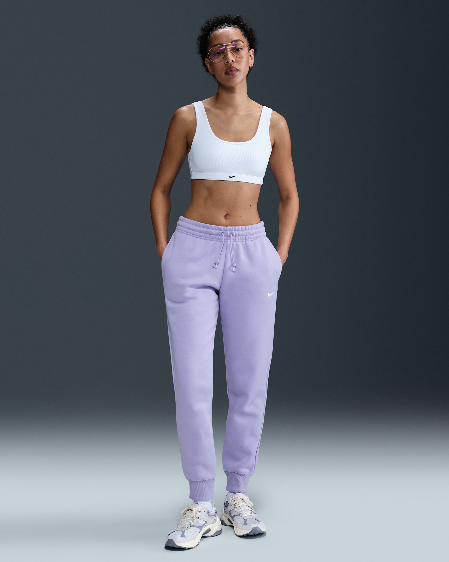Nike Sportswear Phoenix Fleece Women's Mid-Rise Sweatpants - Lilac Ice/Sail