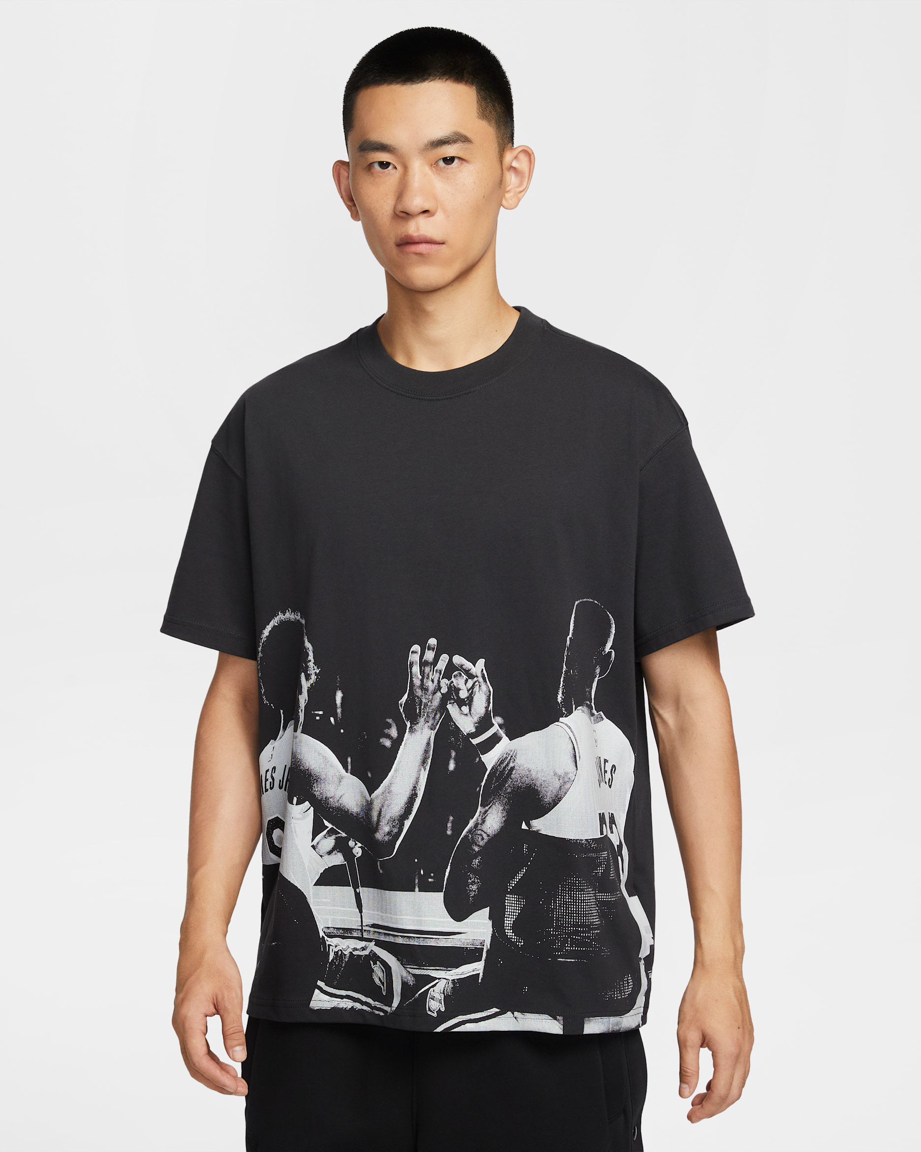 LeBron 'Chosen One' Men's Max90 Basketball T-Shirt - Off-Noir