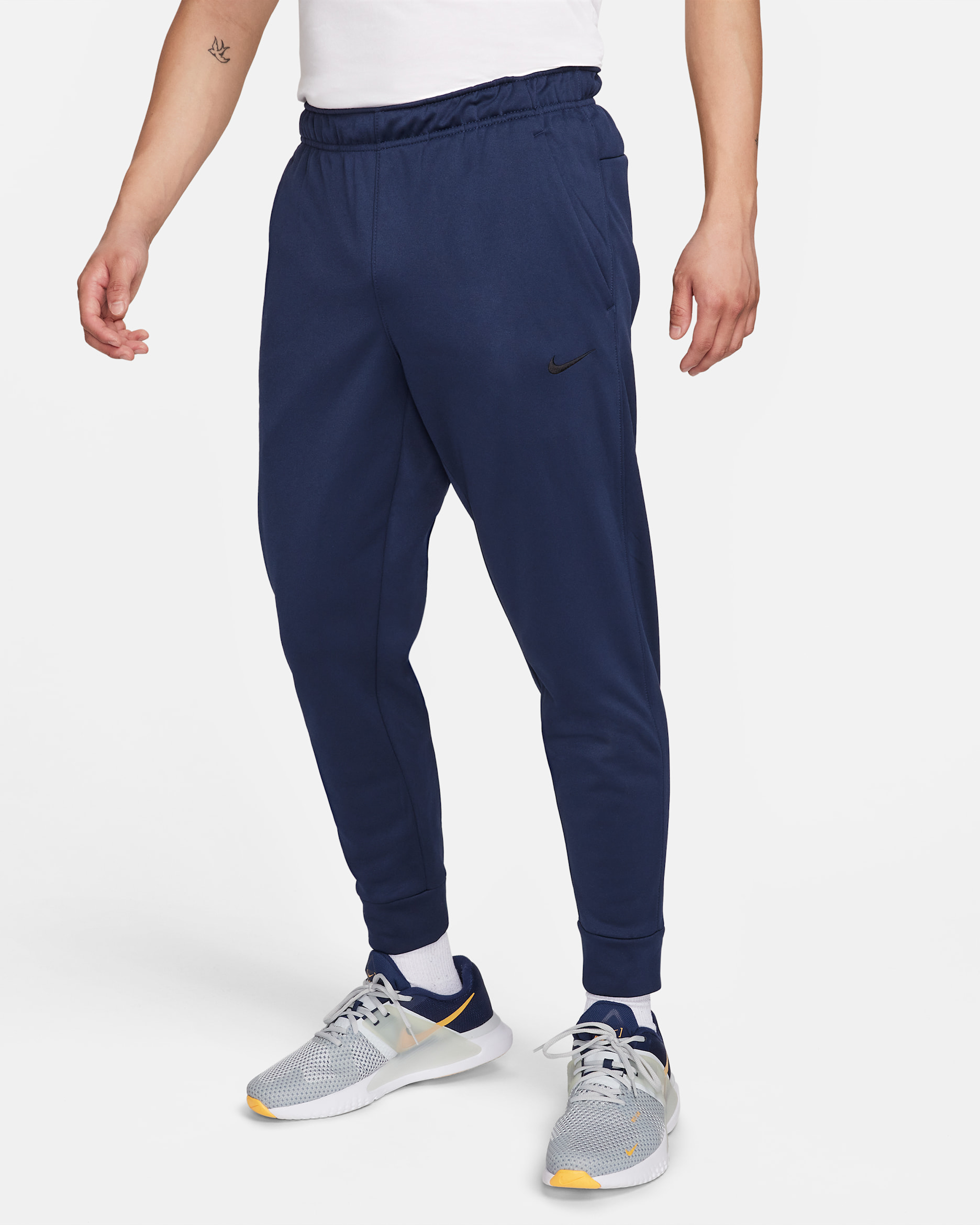 ナイキ Therma-FIT メンズ テーパード トレーニングパンツ - オブシディアン/オブシディアン/ブラック