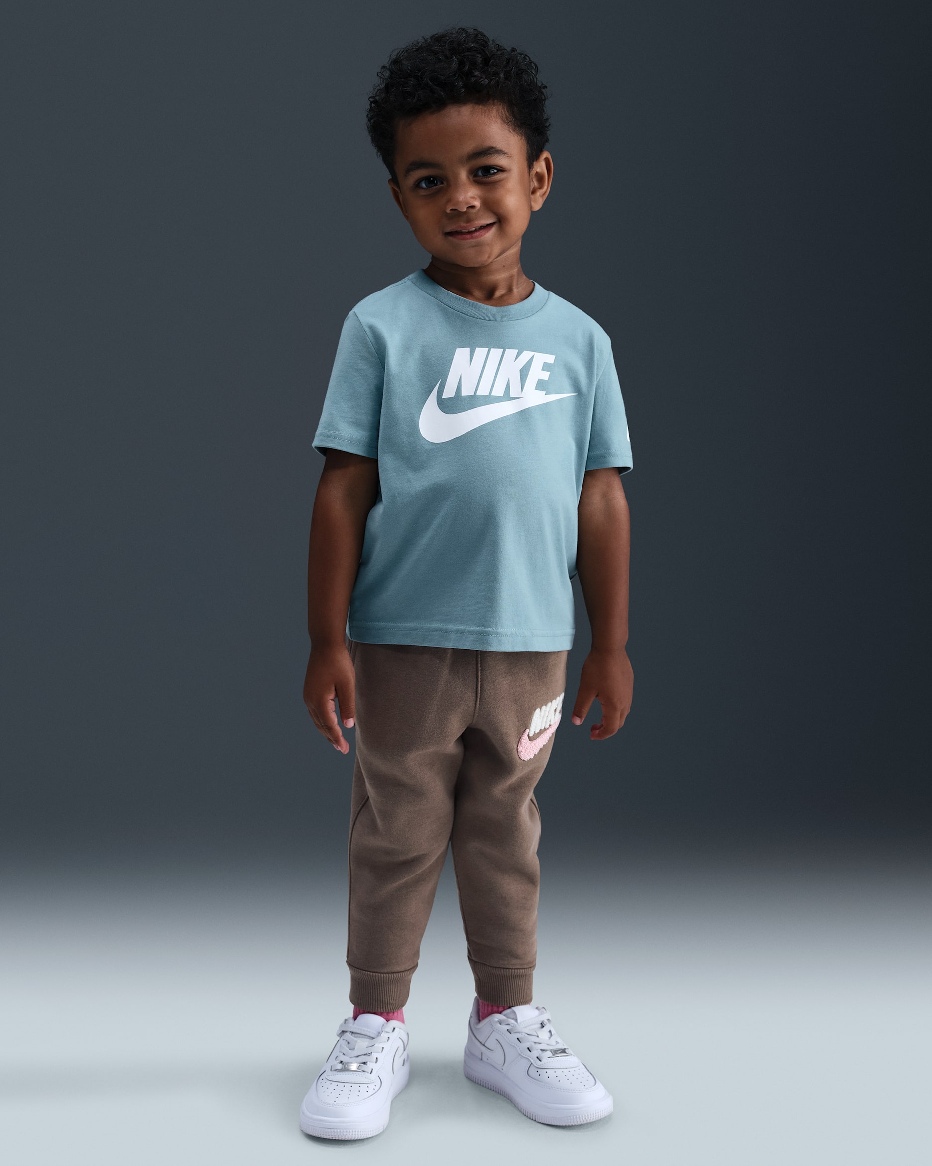 Joggers de chenille infantil Nike Club - Marrón visón