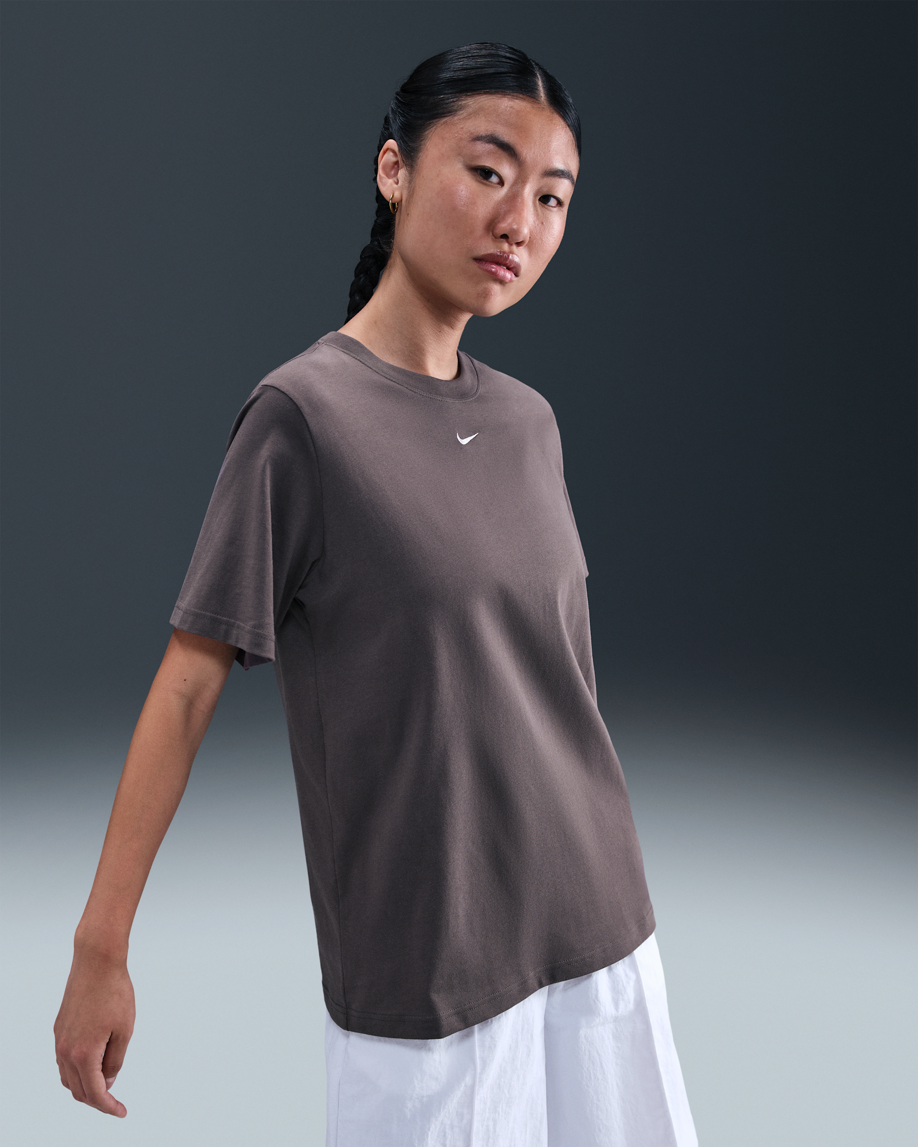 Nike Sportswear Women's T-shirt - Thunder Grey