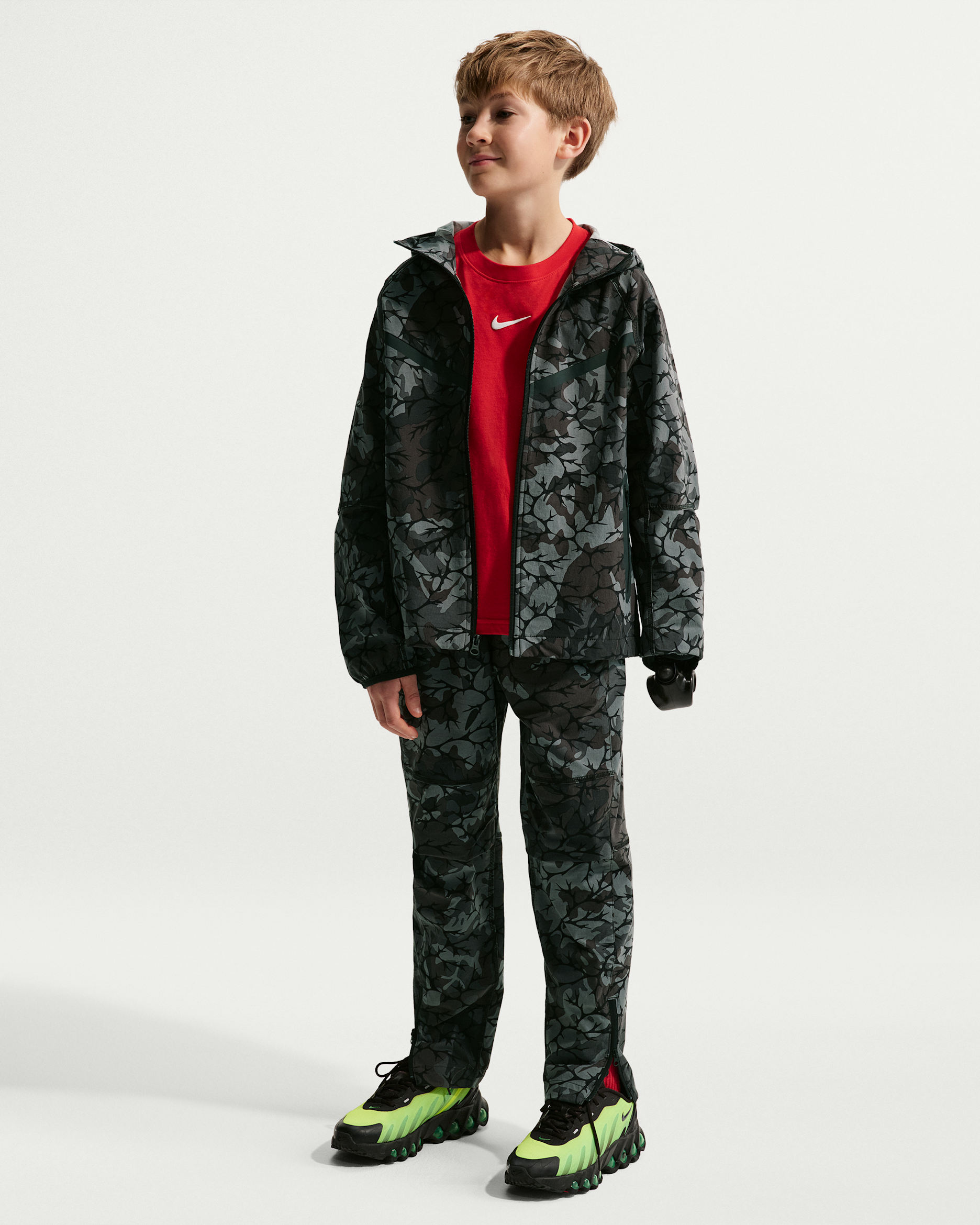 Nike Sportswear Tech Woven Big Kids' (Boys') Joggers - Black/Black