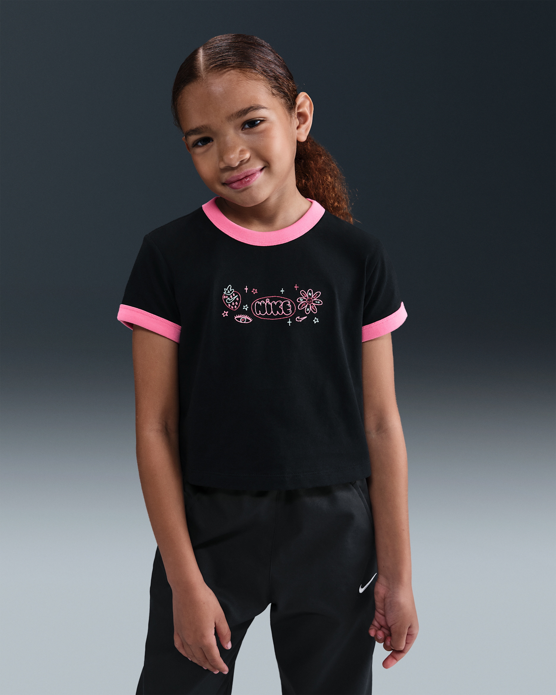 Nike Sportswear Big Kids' (Girls') T-Shirt - Black