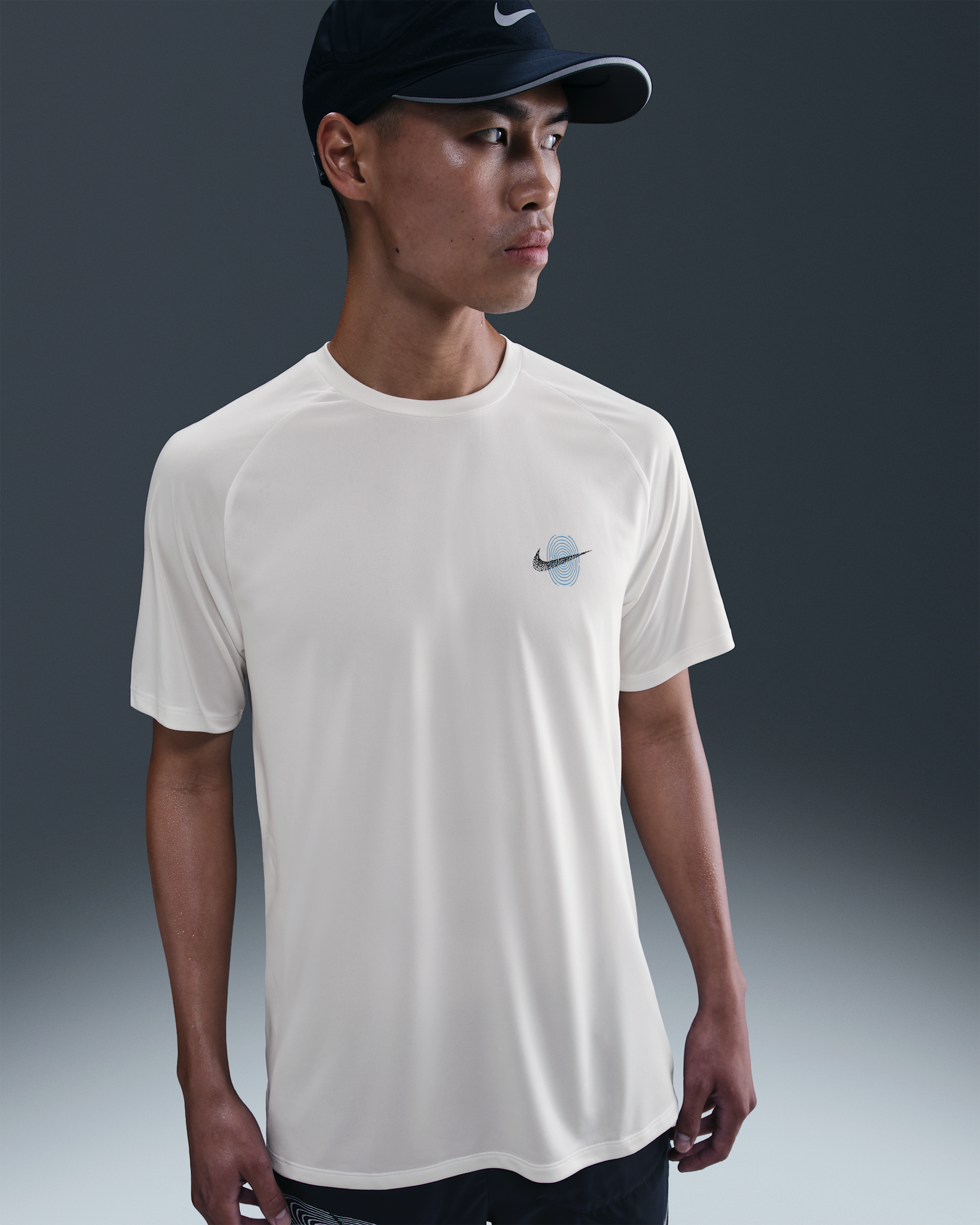 나이키 스트라이드 남성 드라이 핏 ADV 반팔 러닝 탑 - 세일