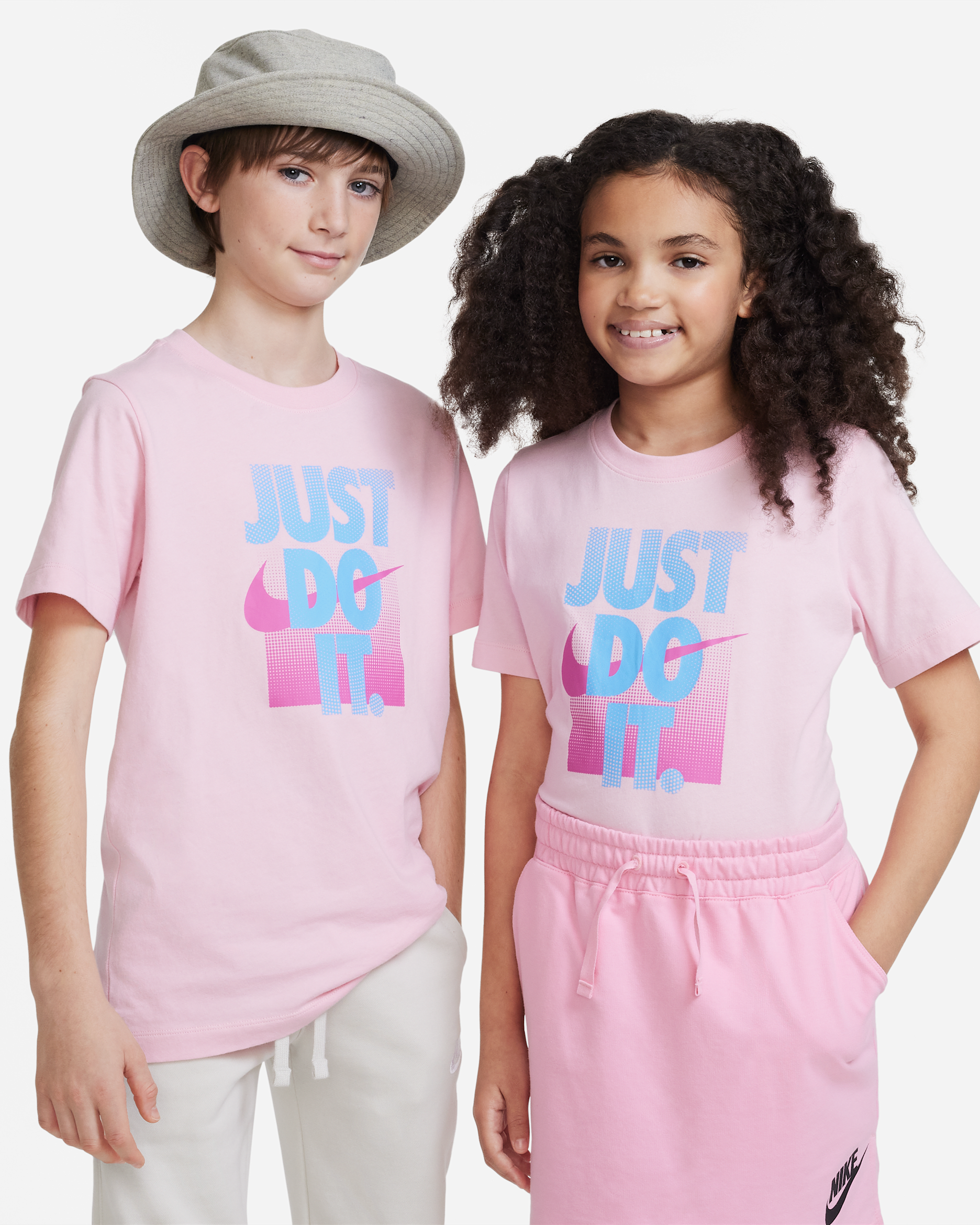 เสื้อยืดเด็กโต Nike Sportswear - Medium Soft Pink