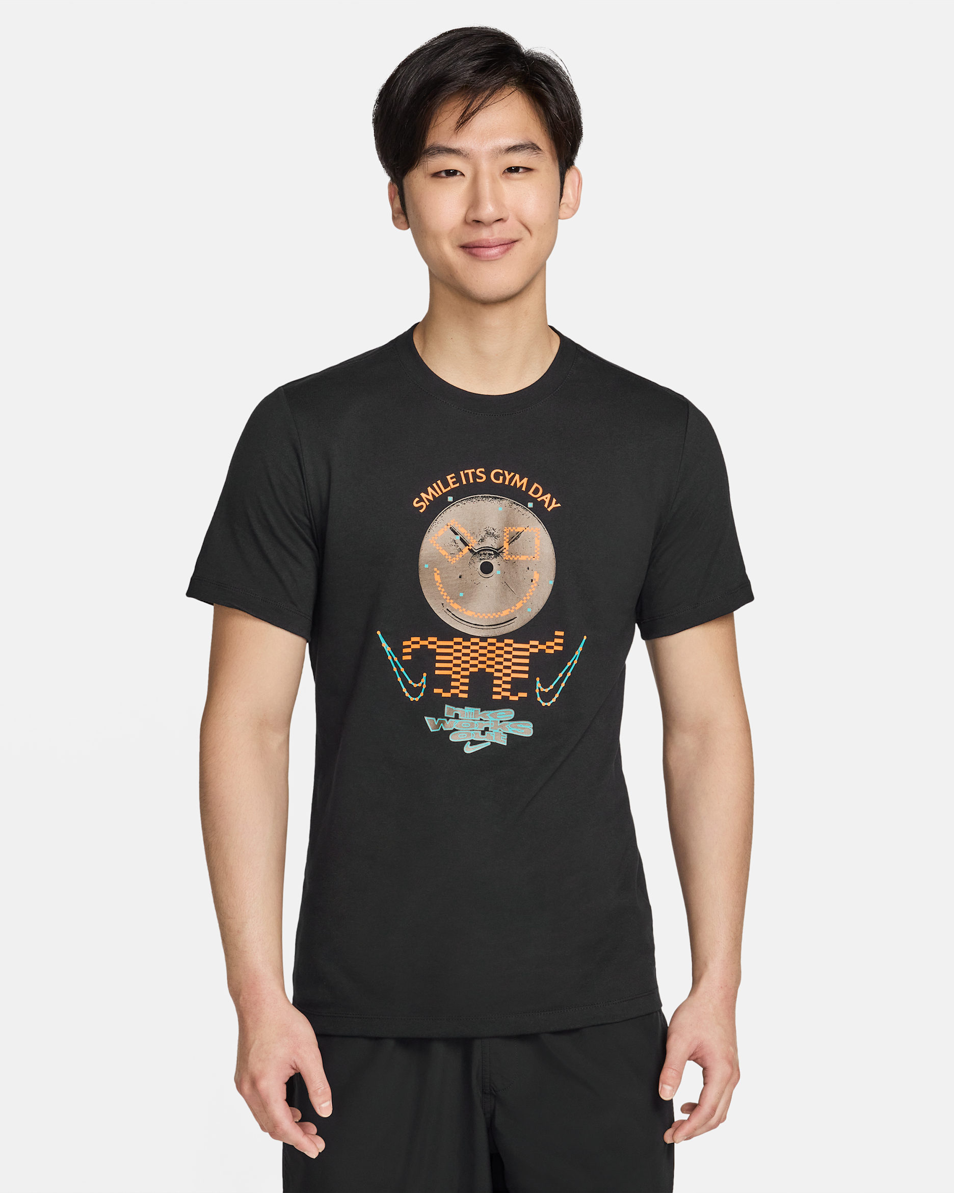 เสื้อยืดฟิตเนสผู้ชาย Nike - ดำ