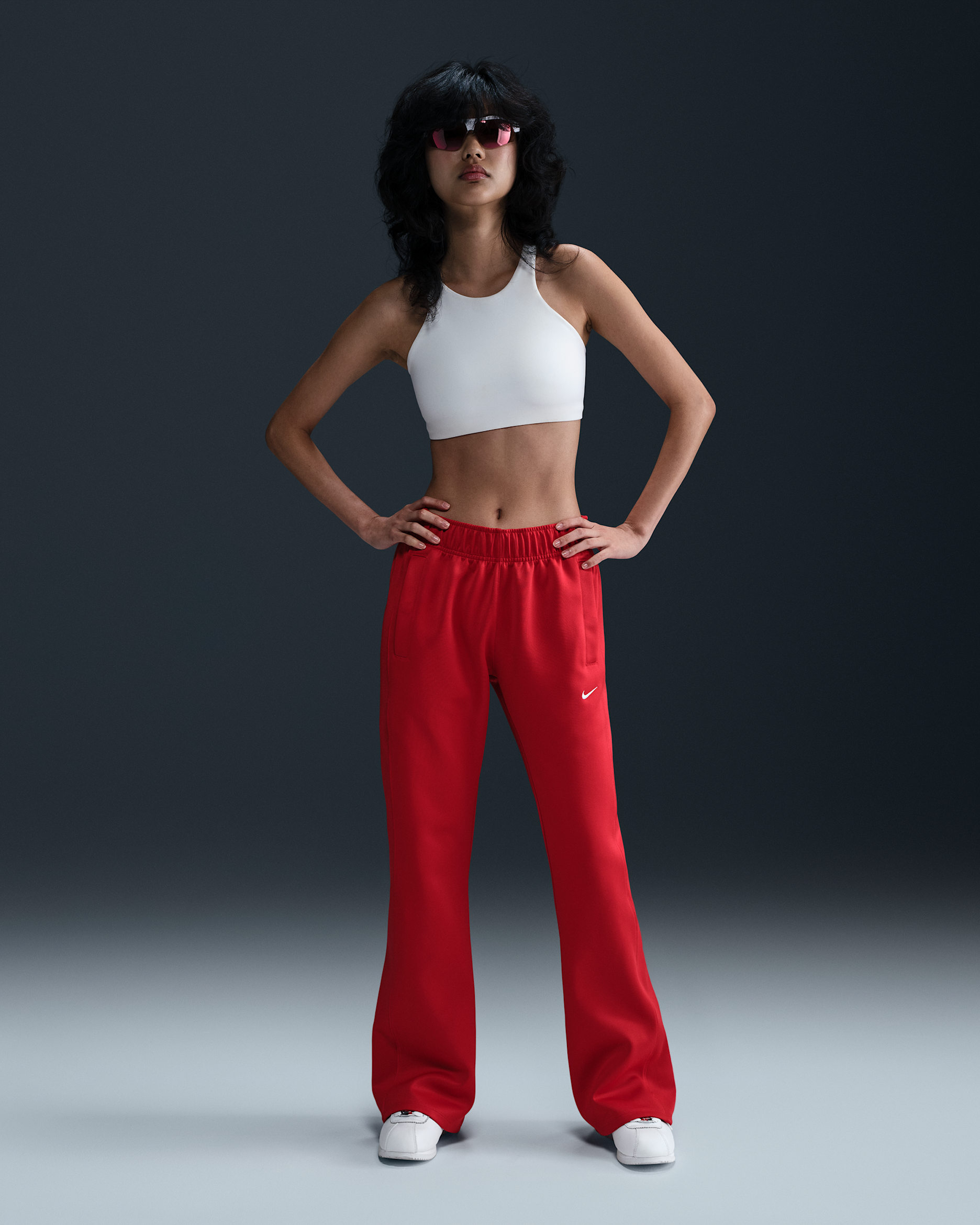 Nike Sportswear Windrunner Women's Slim Mid-Rise Knit Trousers - University Red/White