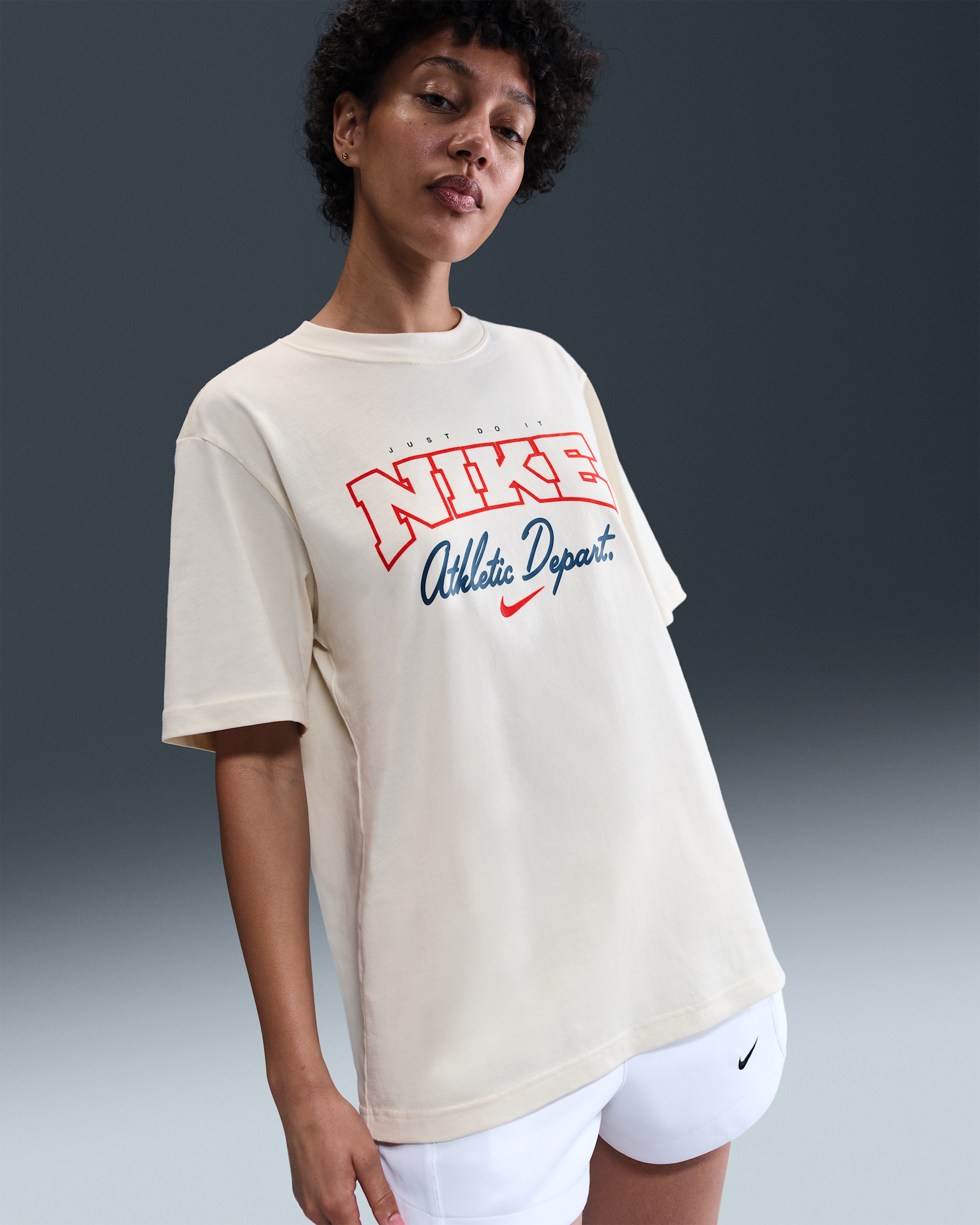 Nike Sportswear Women's Loose Short-Sleeve Graphic T-Shirt - Pale Ivory