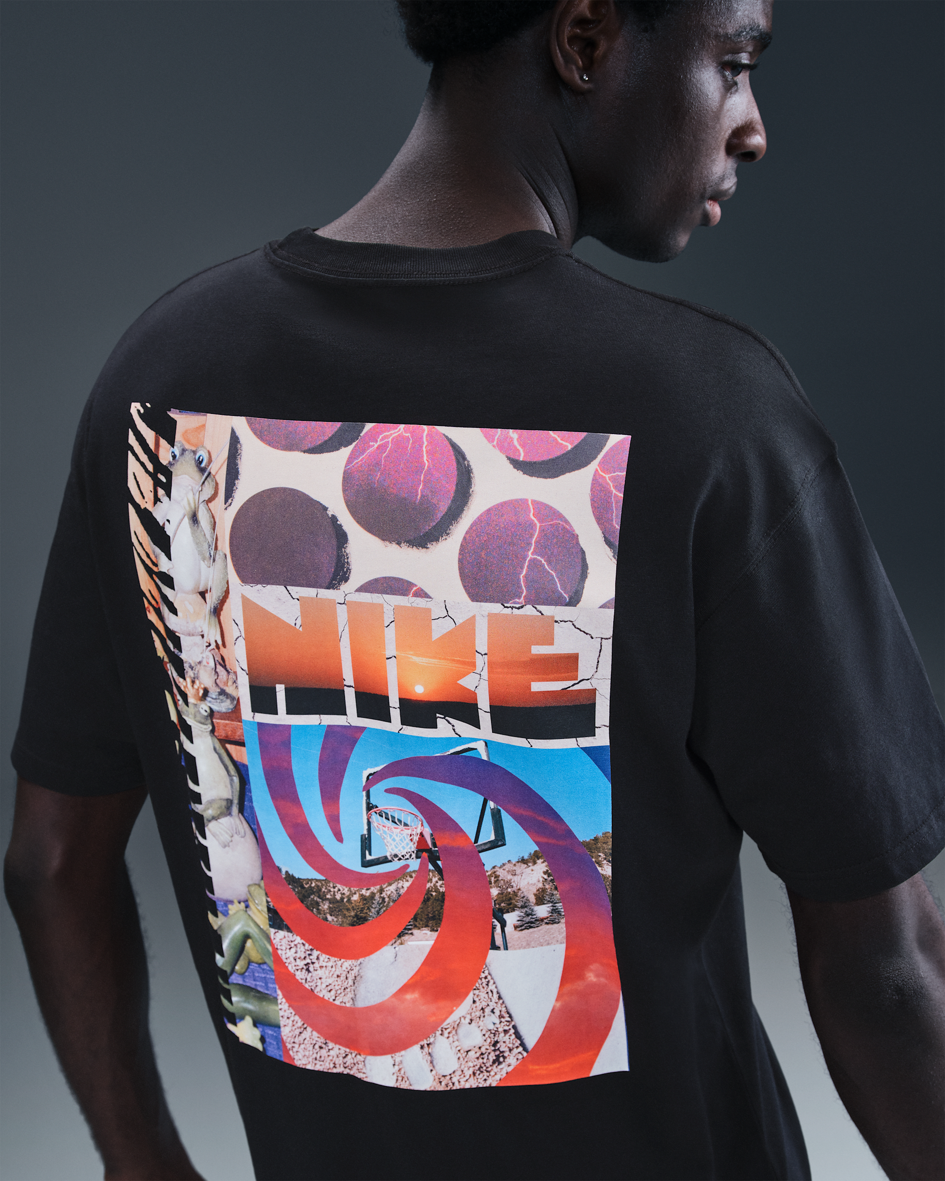 Nike Sportswear Men's Max90 T-Shirt - Black