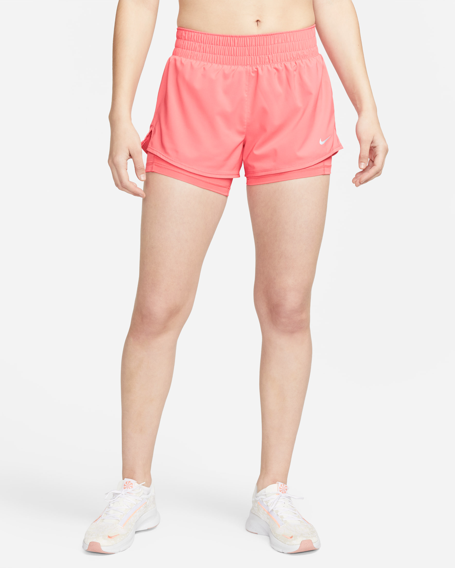 Nike Dri-FIT One Women's Mid-rise 8cm (approx.) 2-in-1 Shorts - Sea Coral