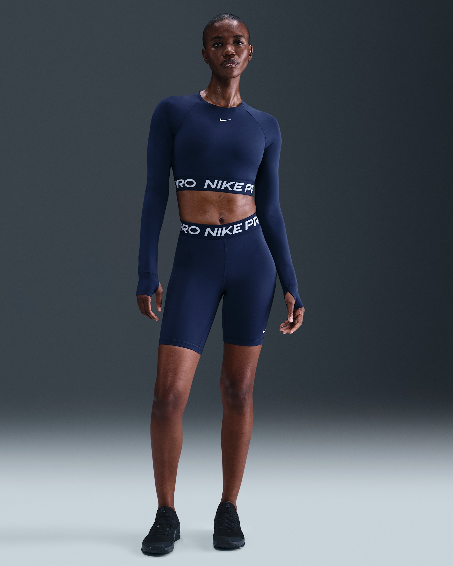Nike Pro 365 Damenshorts (ca. 20 cm) - Midnight Navy/Weiß