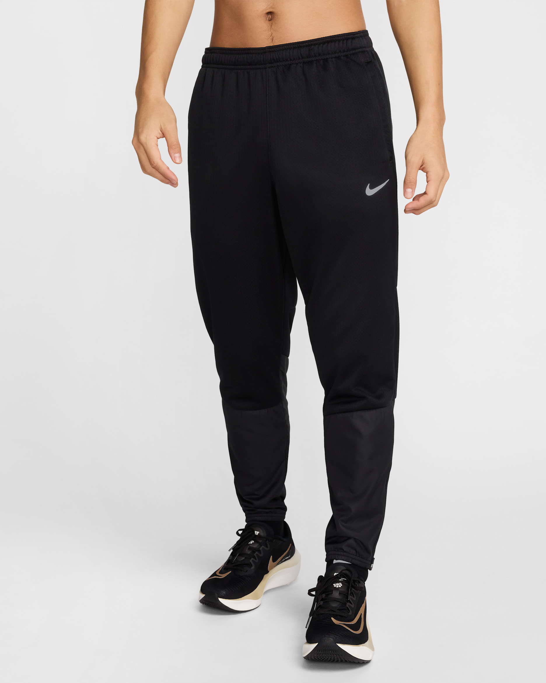 Nike Sphere Challenger Therma-FIT Su Tutmaz Erkek Koşu Eşofman Altı - Siyah/Siyah