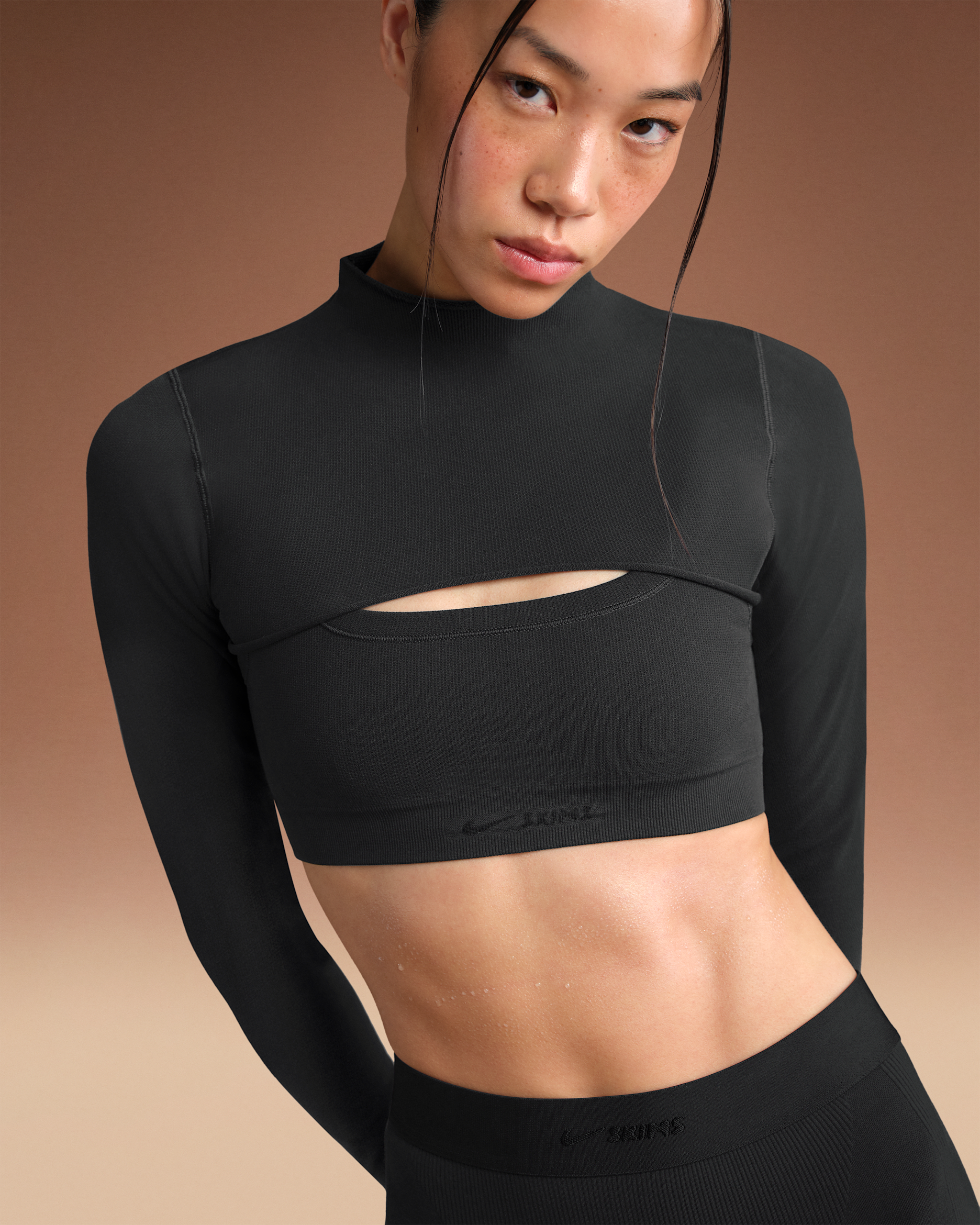 NikeSKIMS Vintage Seamless Women's Long-Sleeve Shrug - NSKM OBSIDIAN
