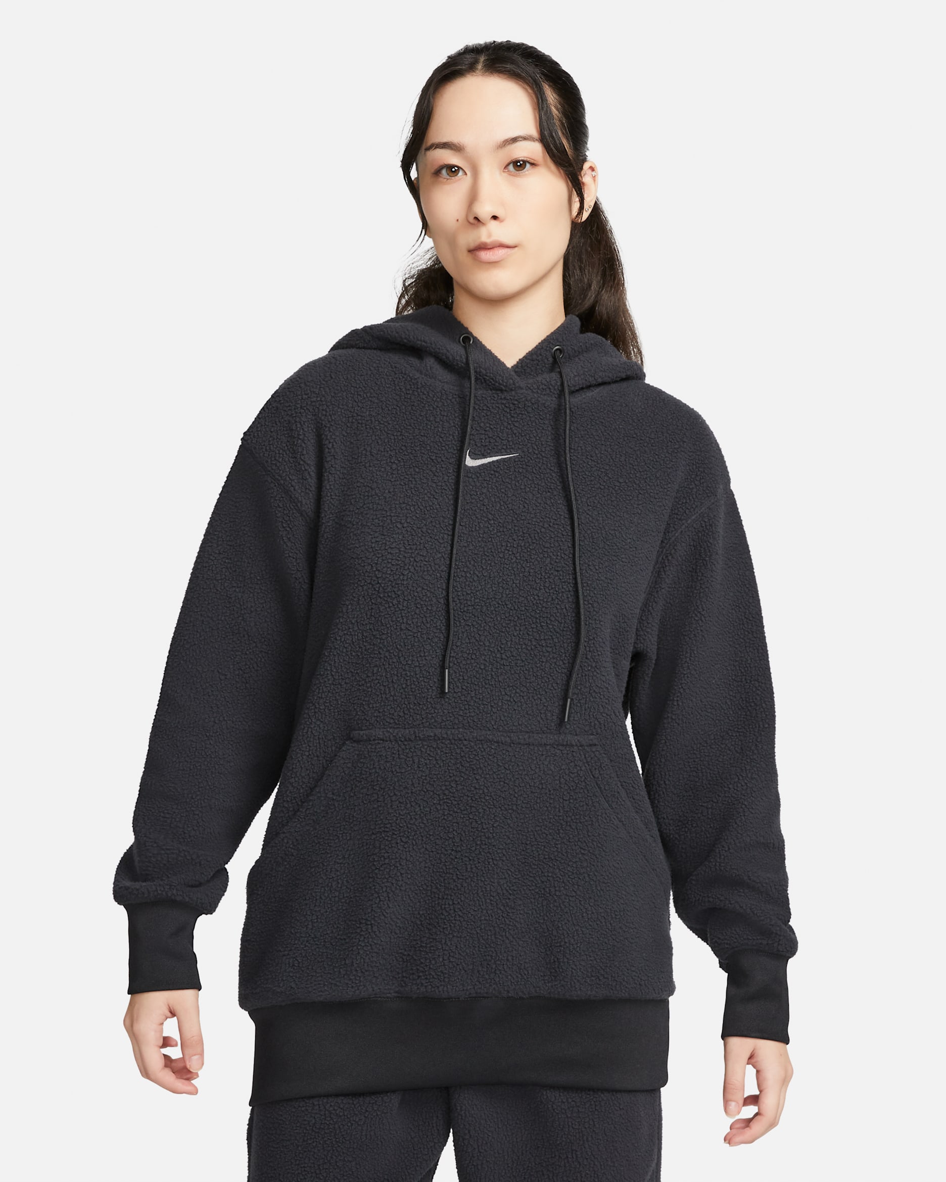 ナイキ スポーツウェア プラッシュ ウィメンズ プルオーバー パーカー - ブラック/ダークスモークグレー
