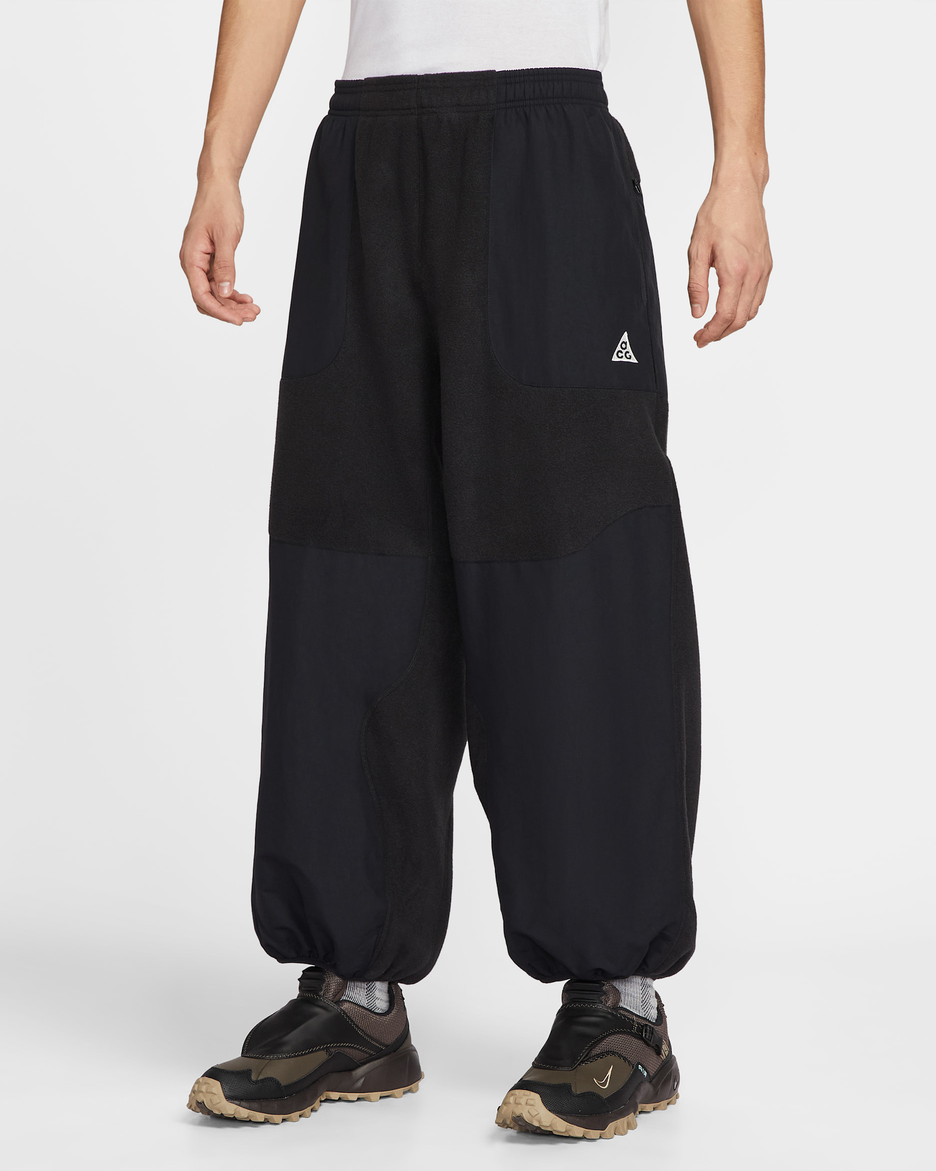 나이키 ACG '울프 트리' 플러스 플리스 팬츠 - 블랙/블랙/서밋 화이트