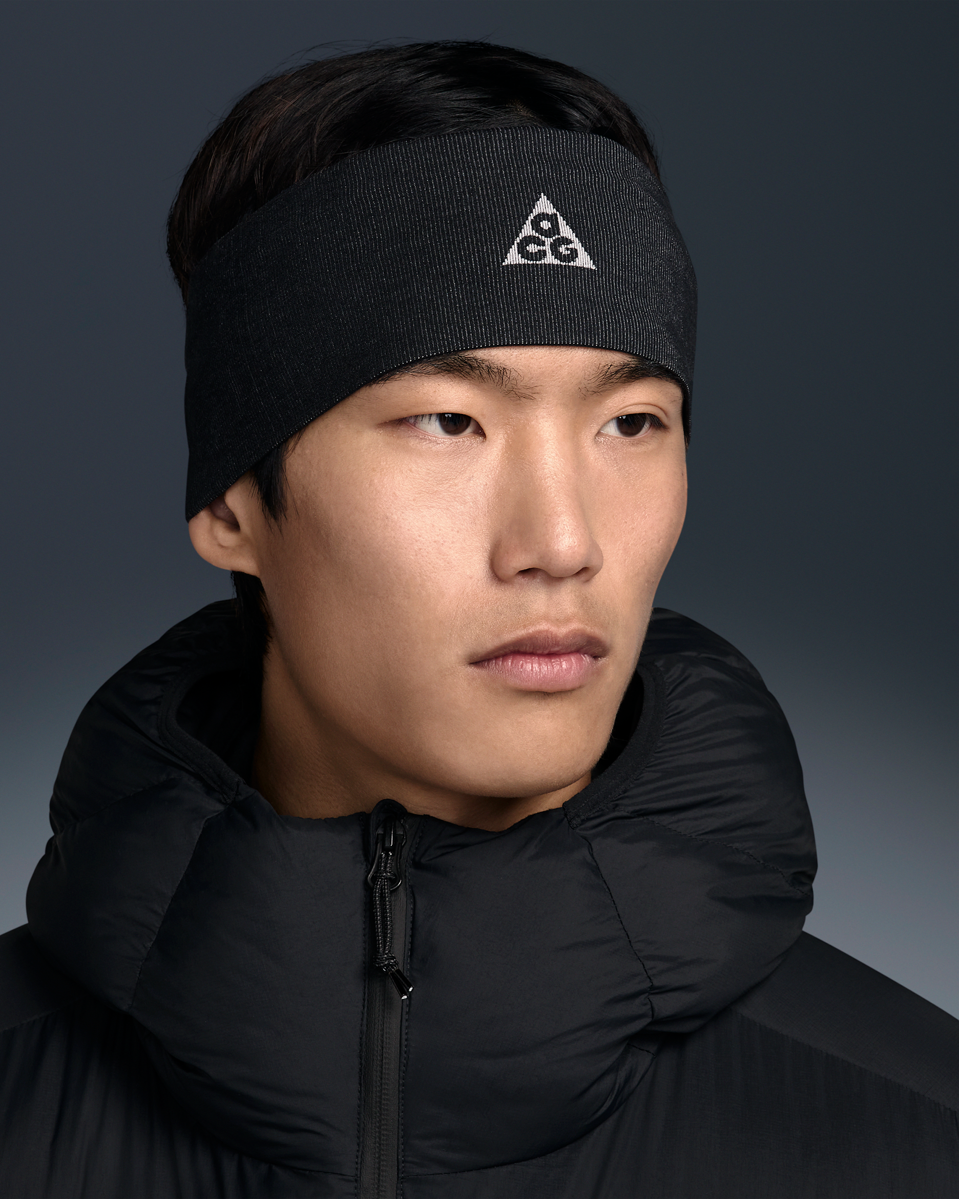 Banda para el cabello Dri-FIT UV liviana sin costuras Nike ACG - Negro