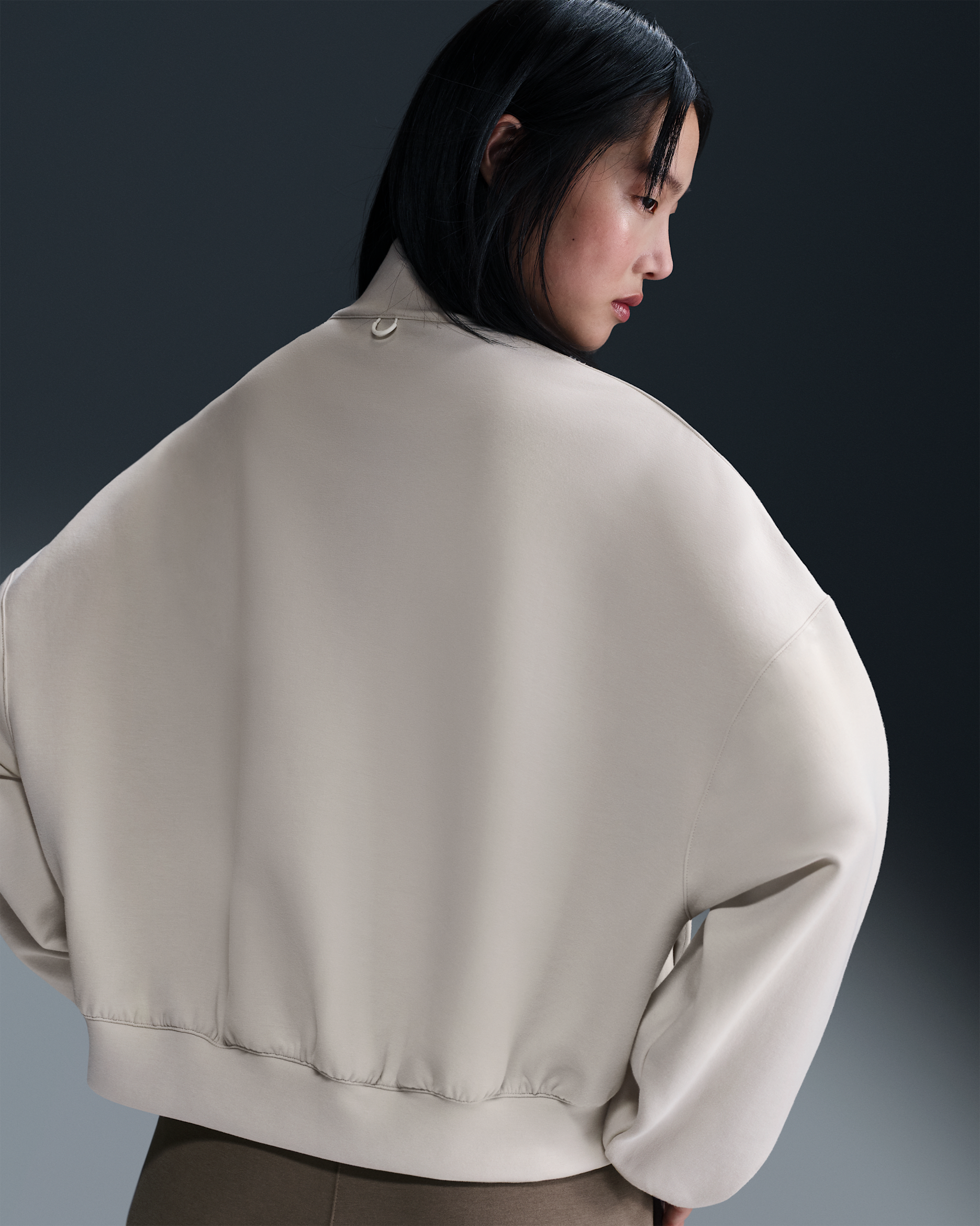 Nike 24.7 ImpossiblySoft Women's Dri-FIT Oversized 1/2-Zip Top