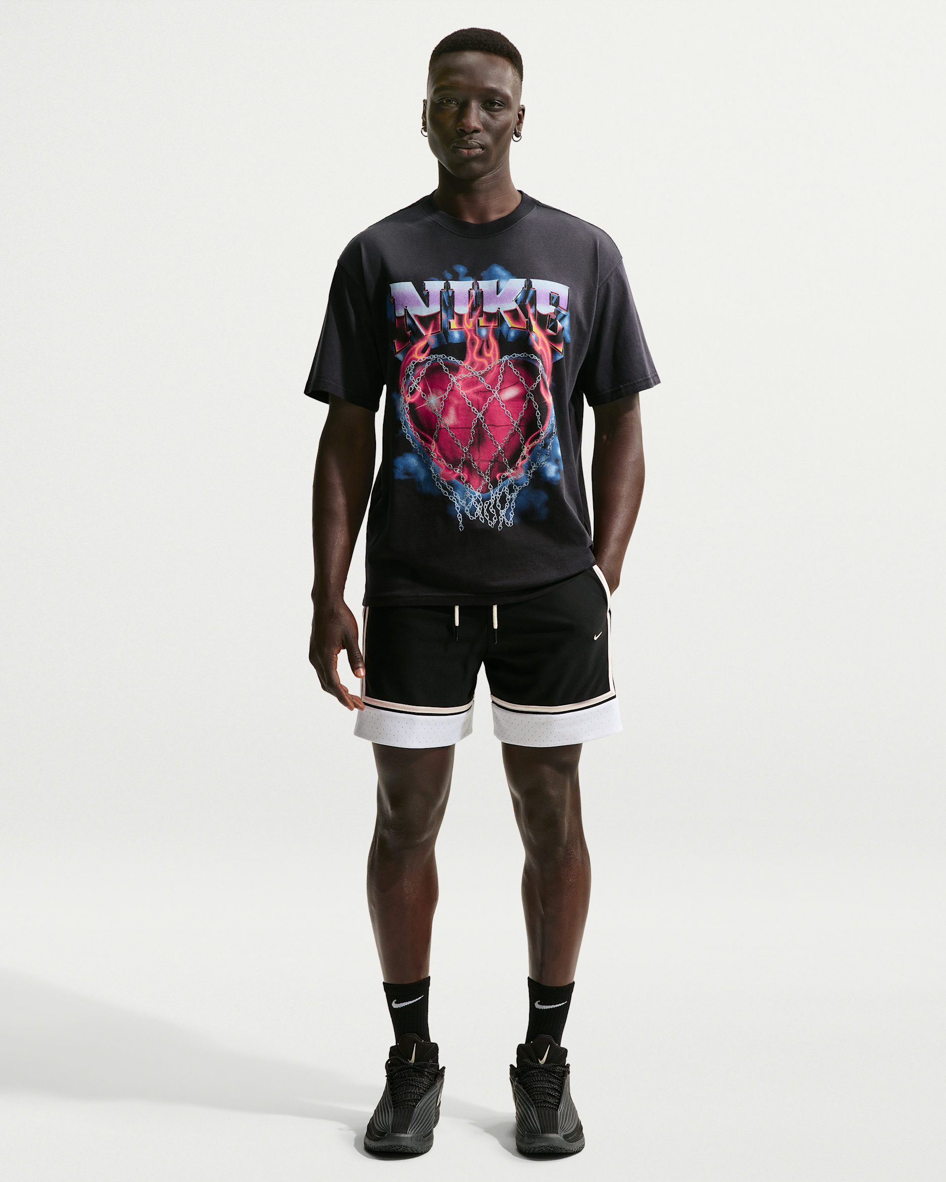 Nike Standard Issue Men's Dri-FIT 15cm (approx.) Basketball Shorts - Black/White/Pale Ivory/Pale Ivory