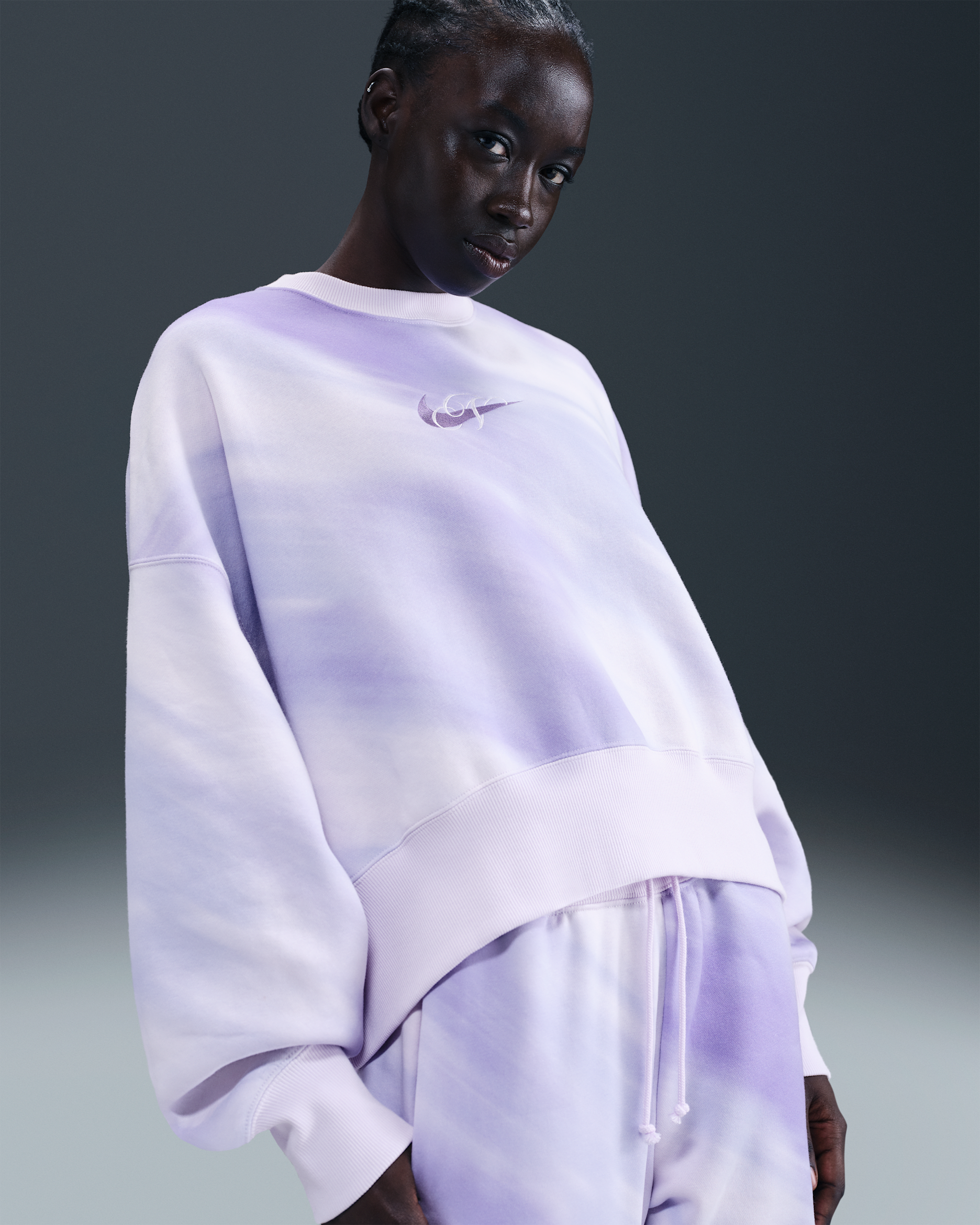 Sudadera oversized de cuello redondo para mujer Nike Sportswear Phoenix Fleece - Uva ligero