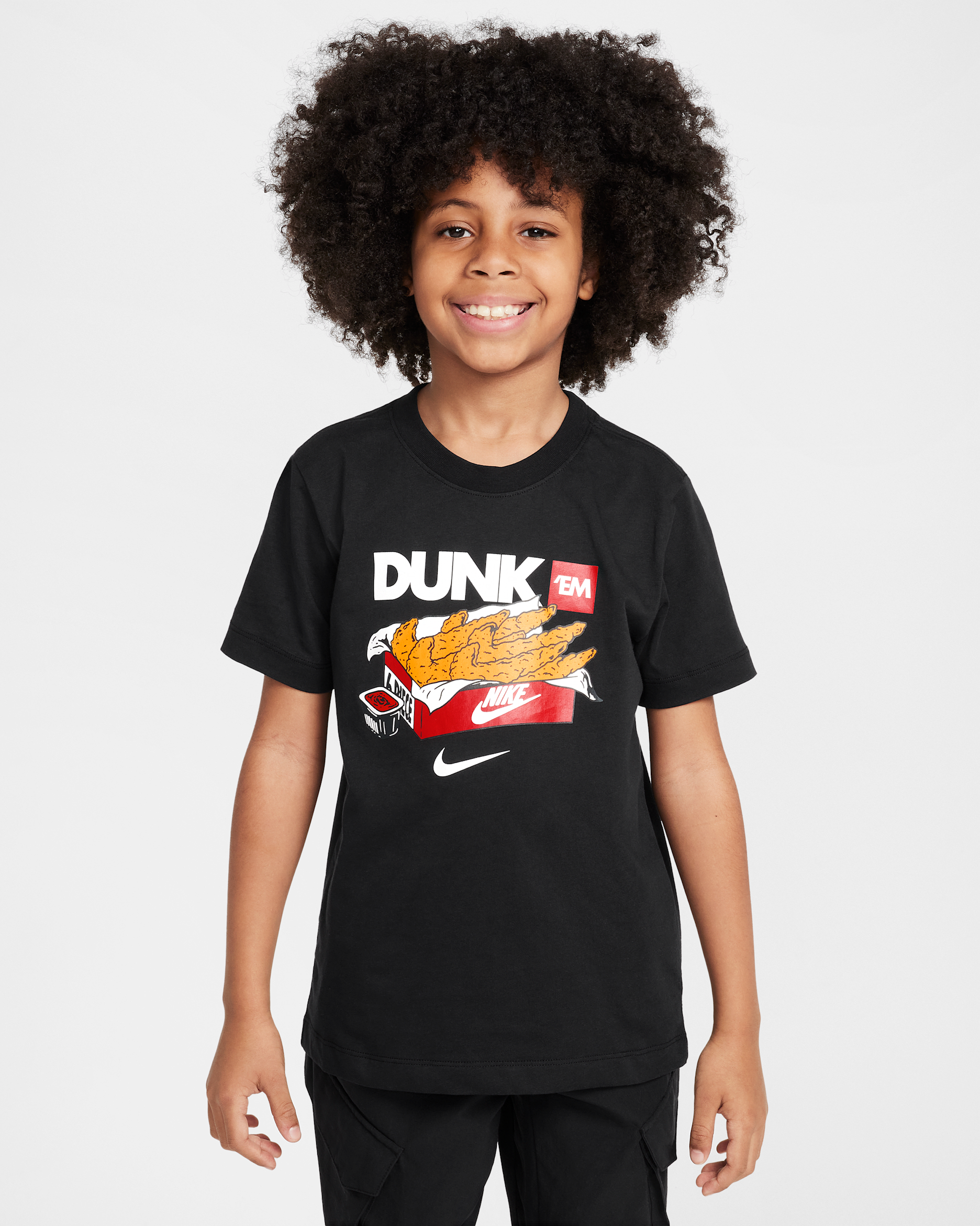 Nike Sportswear Older Kids' T-Shirt - Black